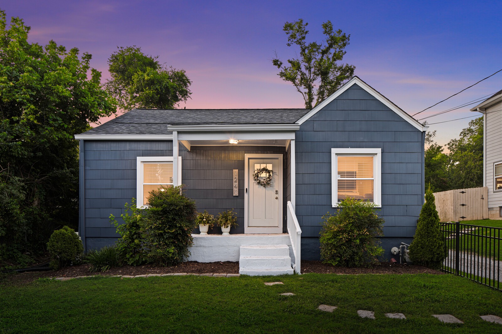 1241 Ardee Ave, Nashville, TN 37216