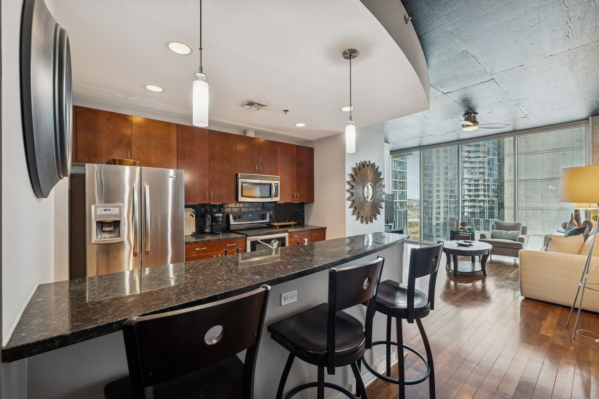 301 Demonbreun St #1713, Nashville, TN 37201