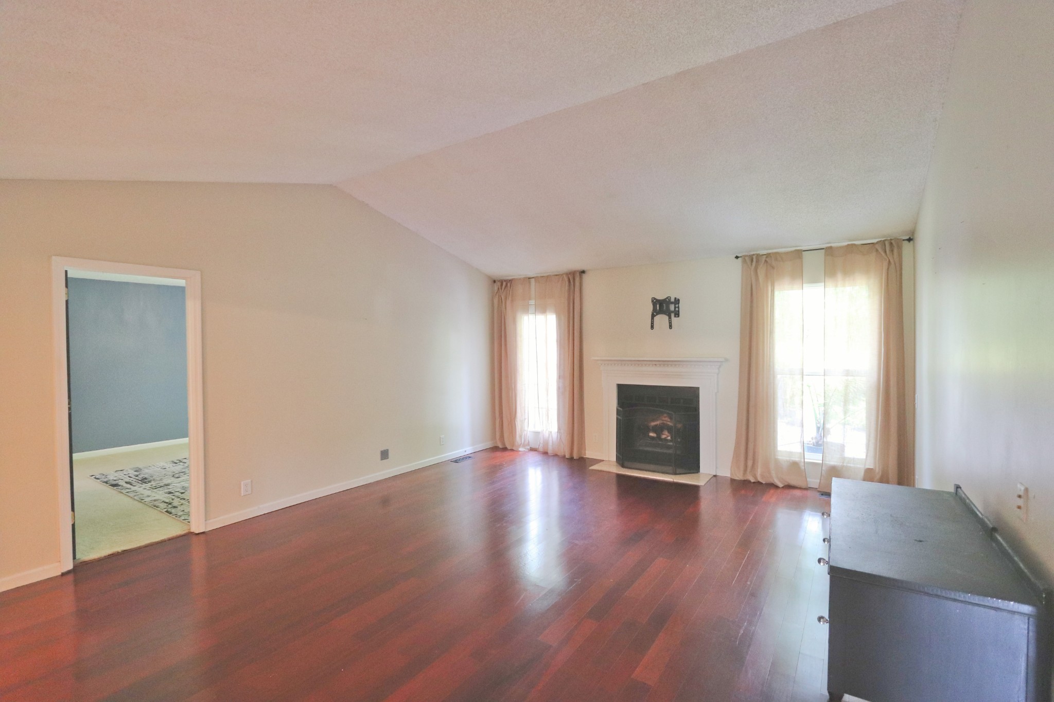 1045 Rolling Meadow Dr, Mount Juliet, TN 37122