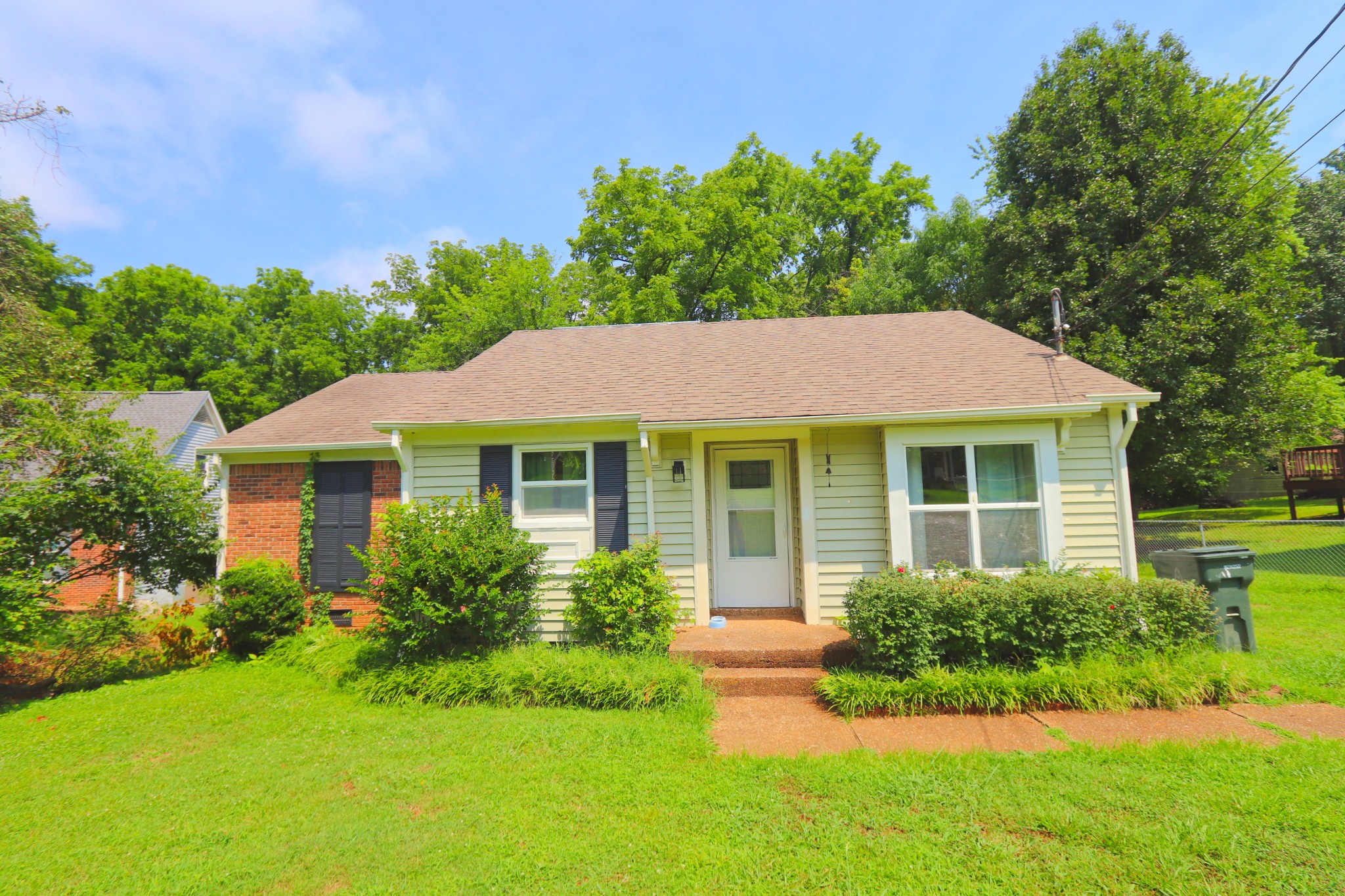 1045 Rolling Meadow Dr, Mount Juliet, TN 37122