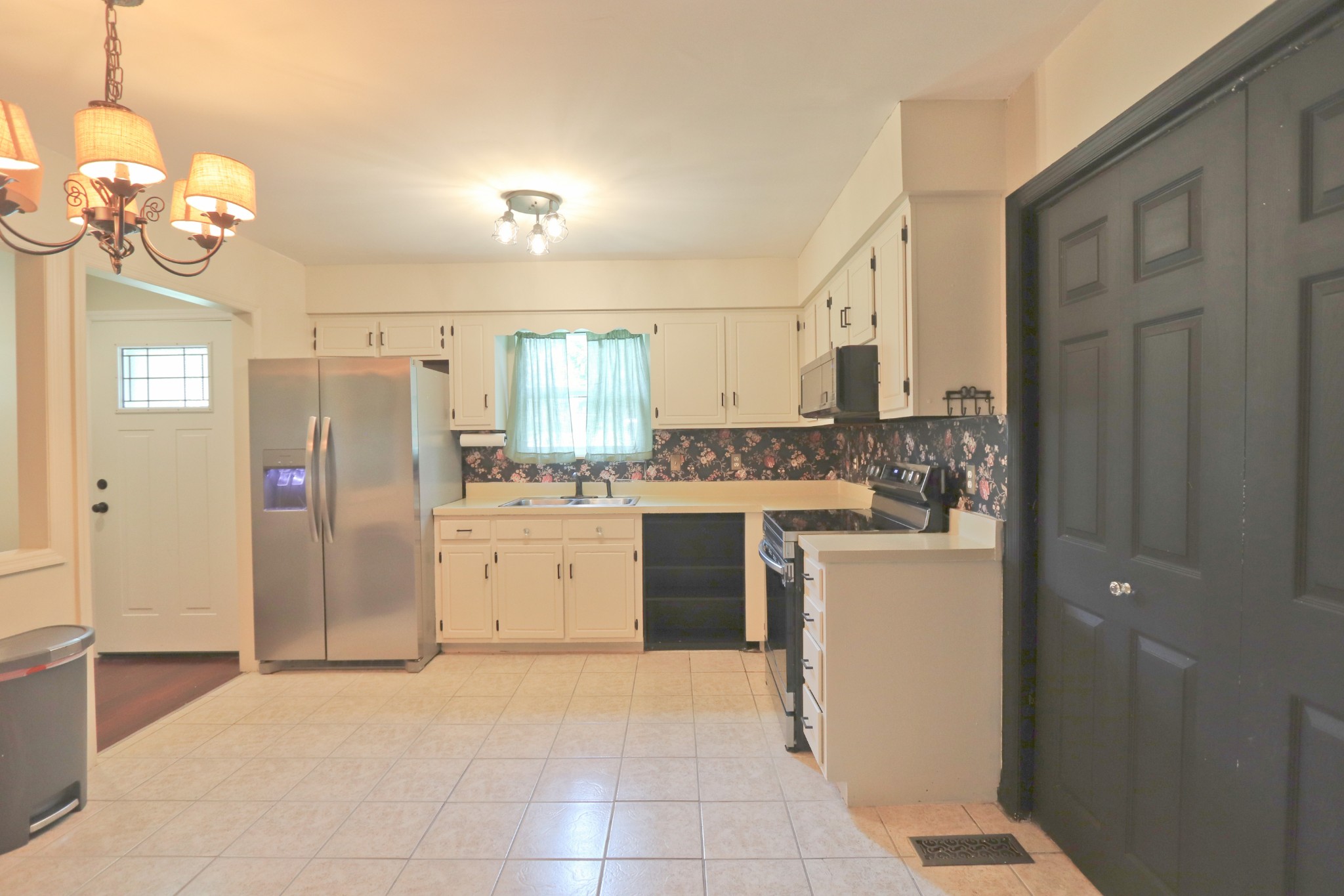 1045 Rolling Meadow Dr, Mount Juliet, TN 37122