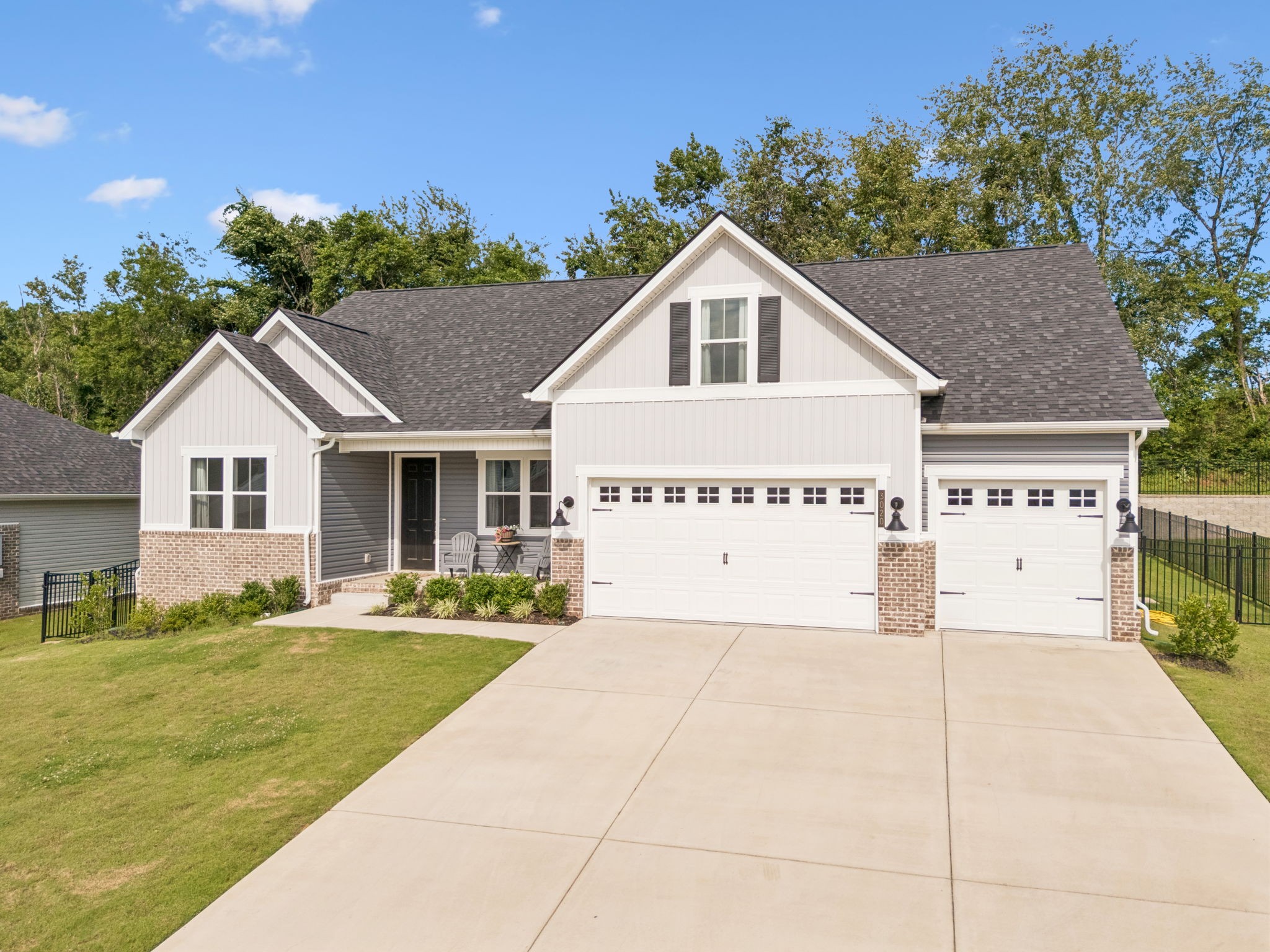 3020 Fernwood Ln, Columbia, TN 38401