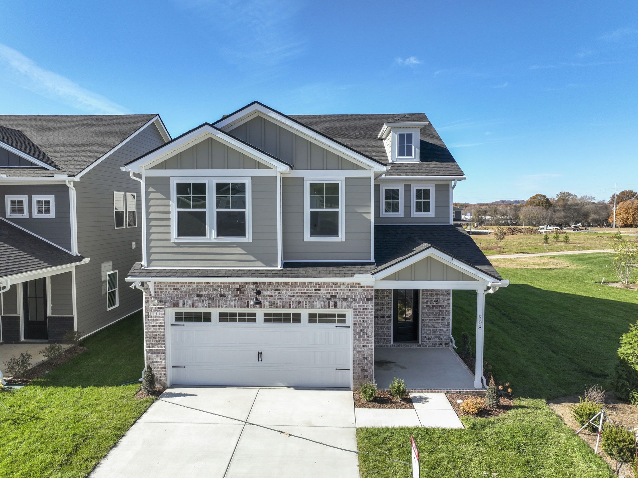 909 Watercourse Ct, Nashville, TN 37214