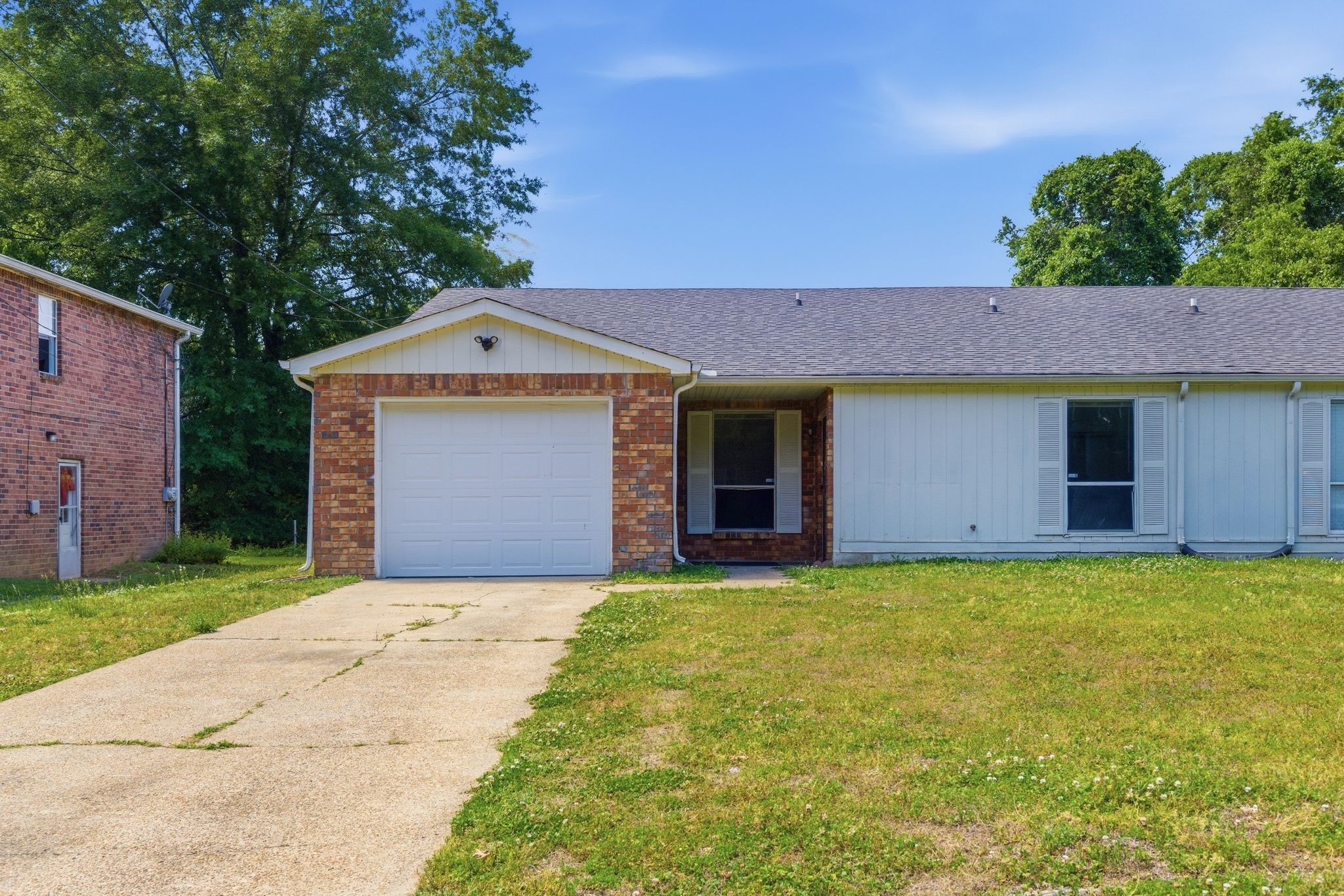 1440 E Cedar Ln, Madison, TN 37115