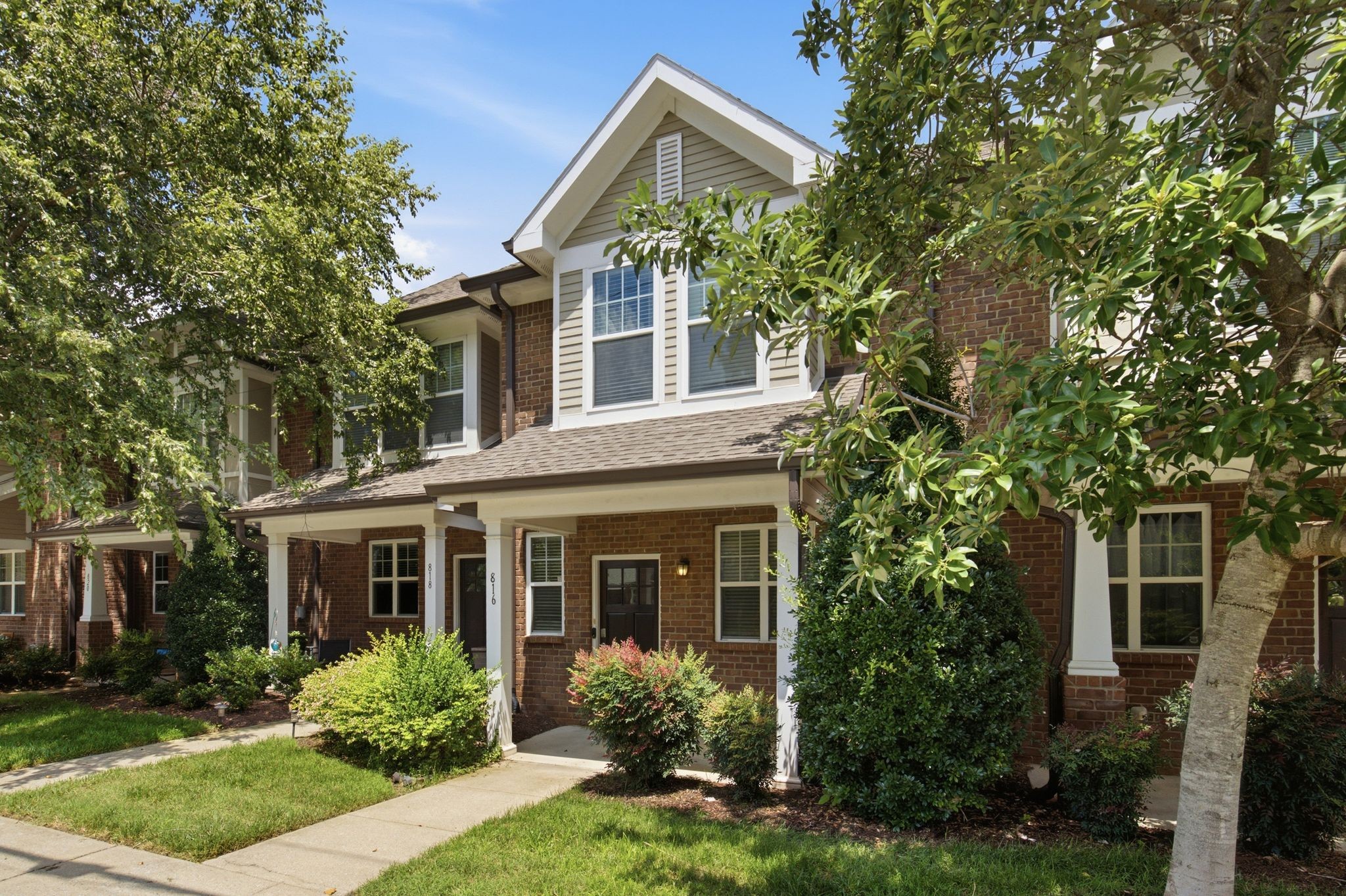 816 Hillview Hts, Nashville, TN 37204