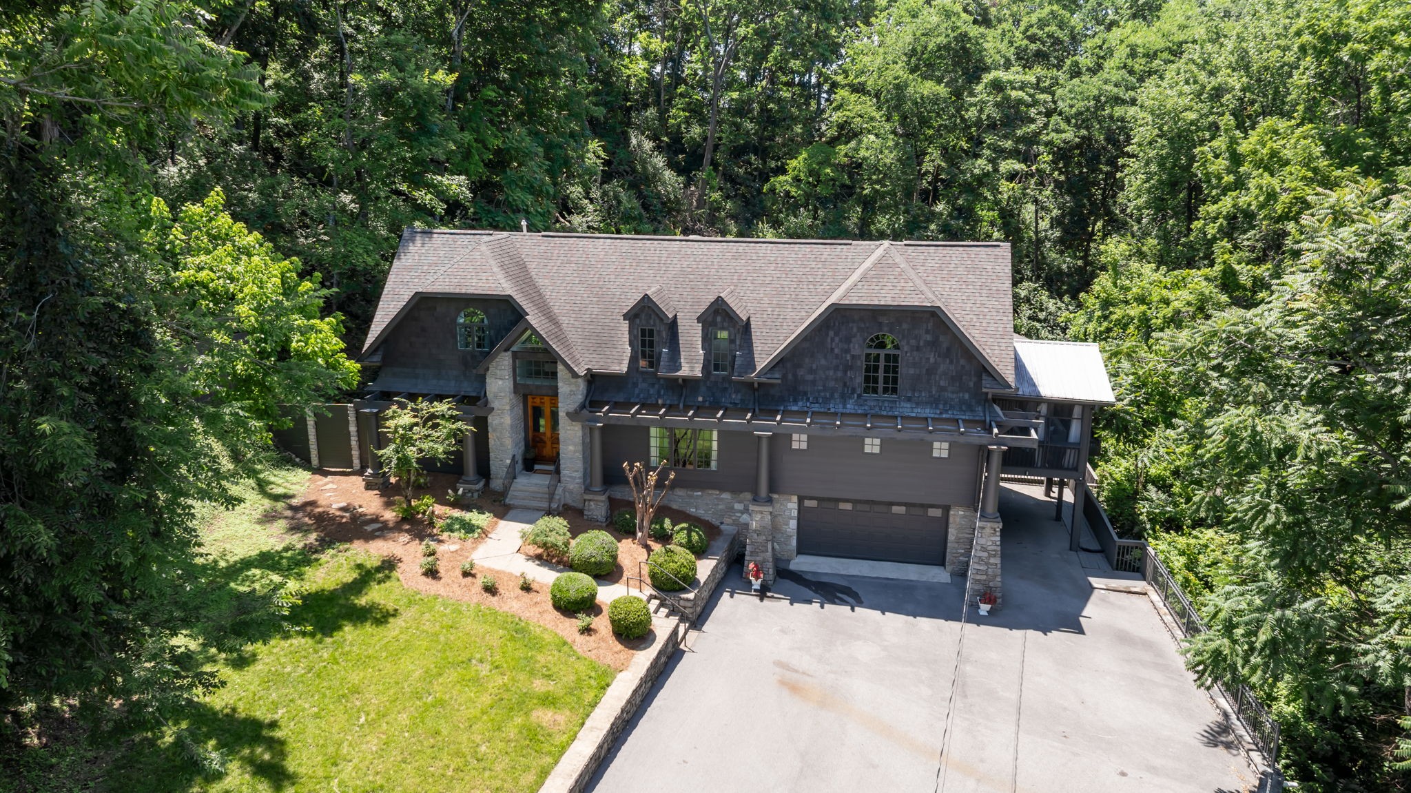 1244 Cliftee Dr, Brentwood, TN 37027
