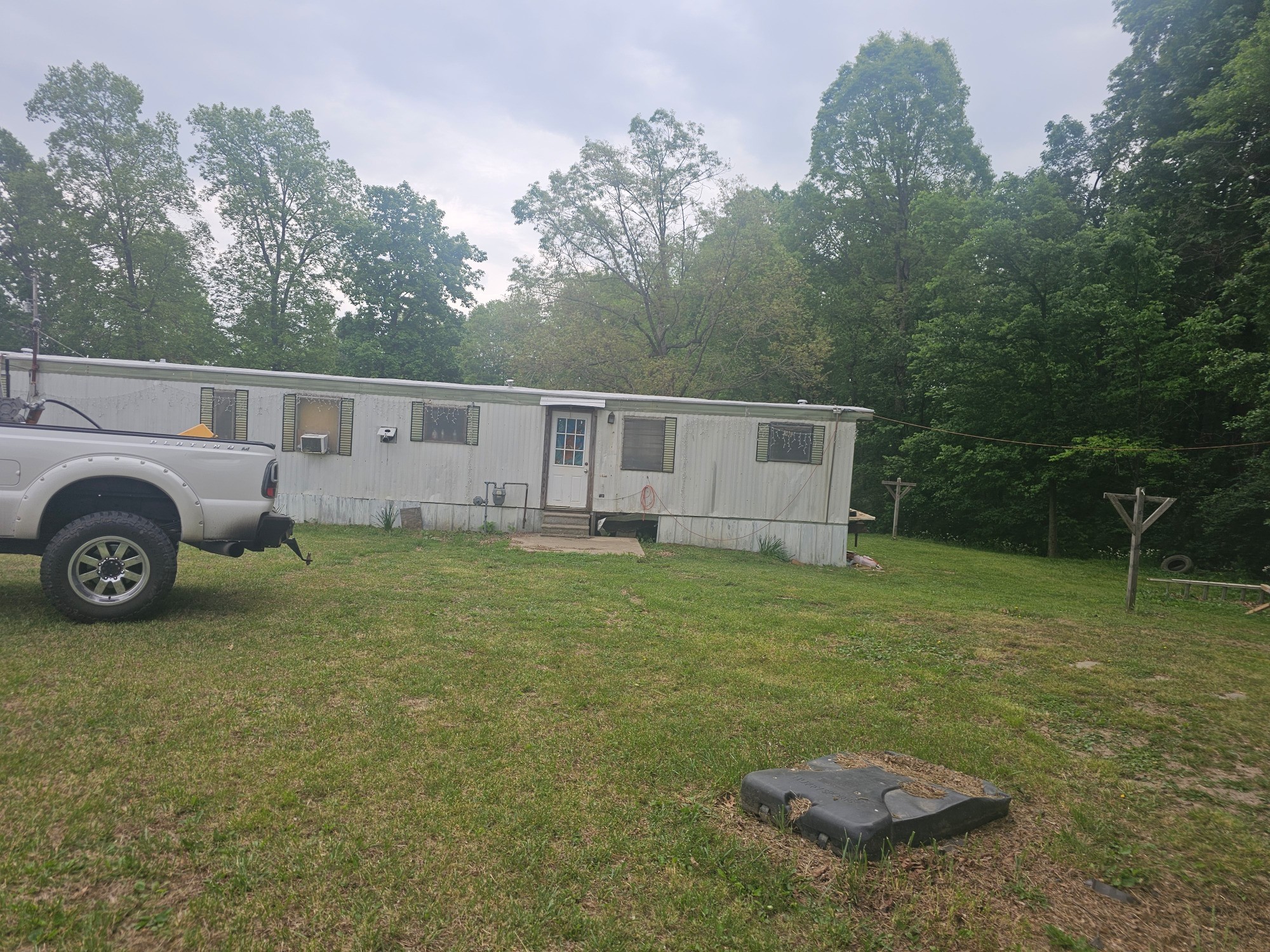 506 Blue Door Rd, Portland, TN 37148