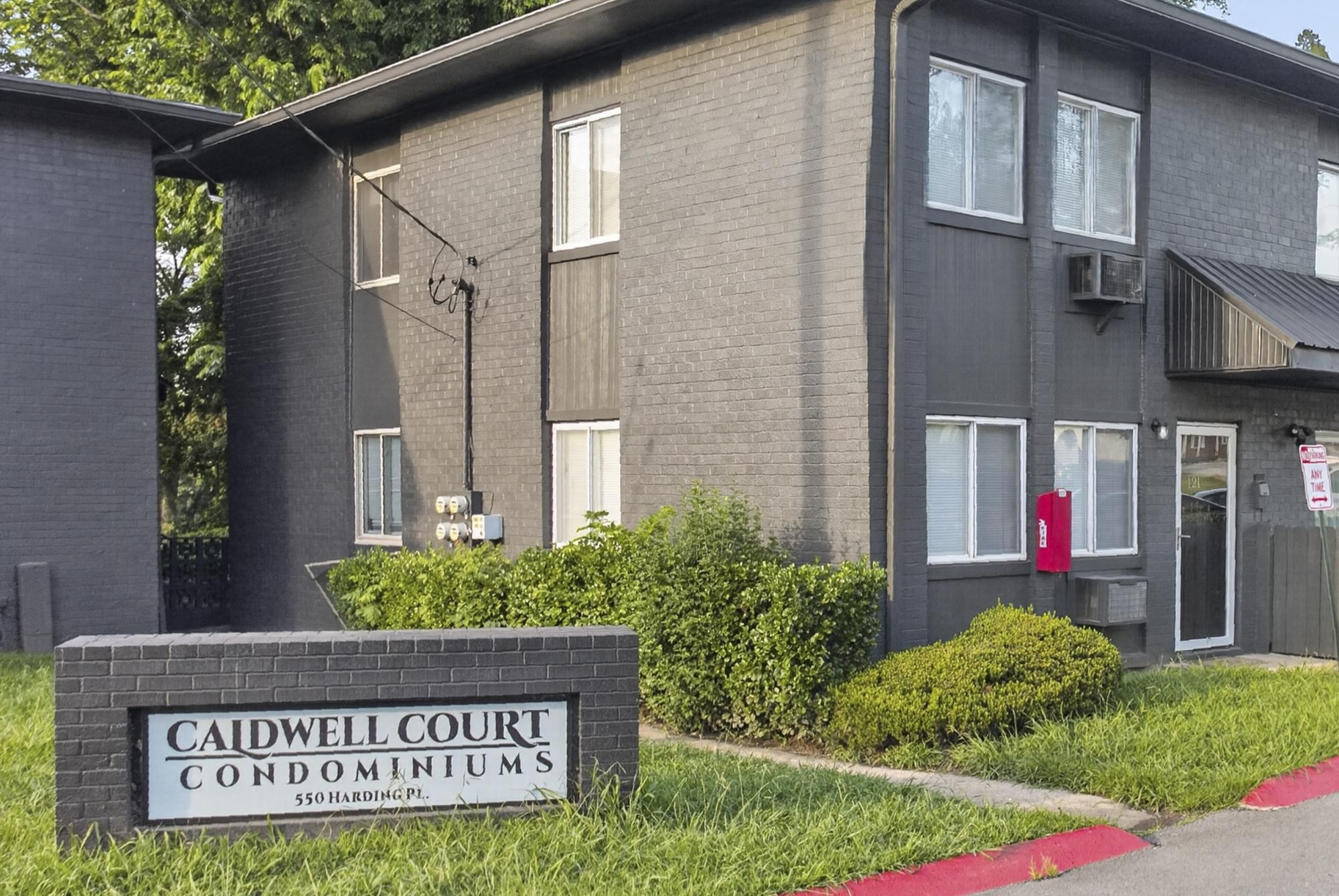 550 Harding Pl #E107, Nashville, TN 37211