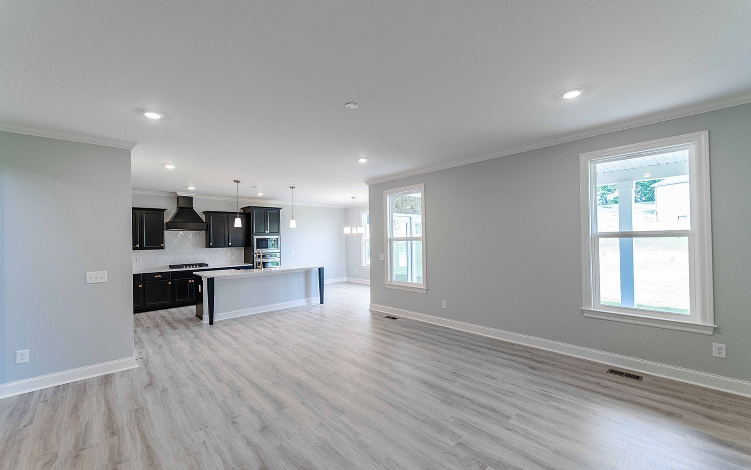 7910 Pine St, Fairview, TN 37062