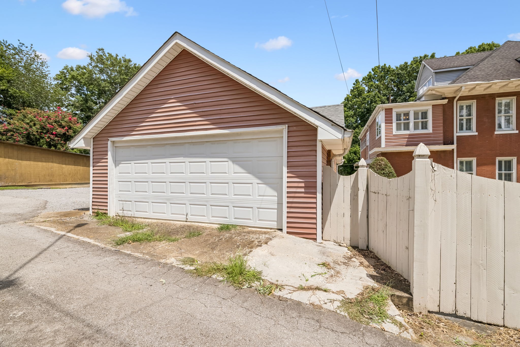 310 W 6th St, Columbia, TN 38401