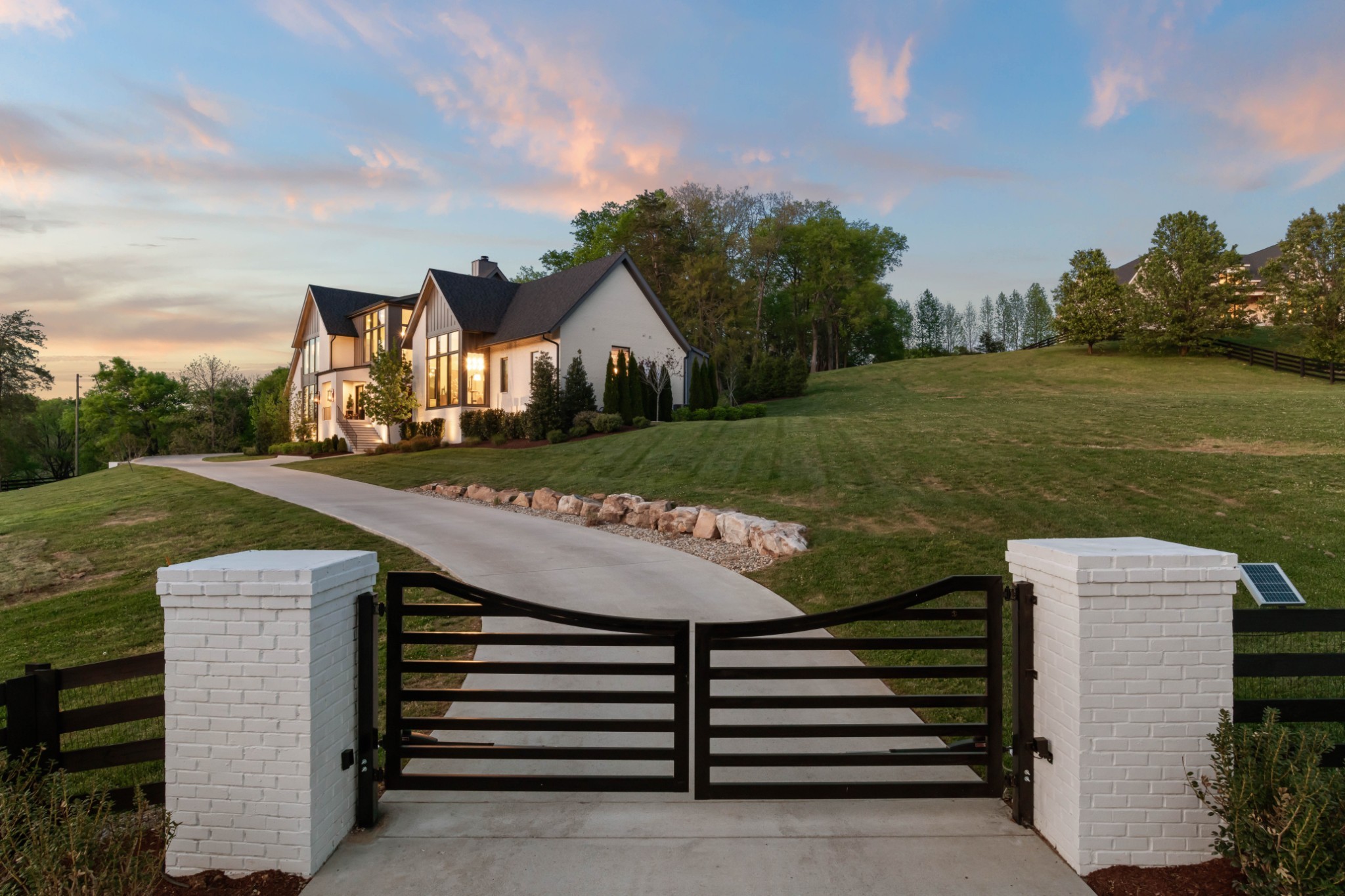 4472 S Carothers Rd, Franklin, TN 37064