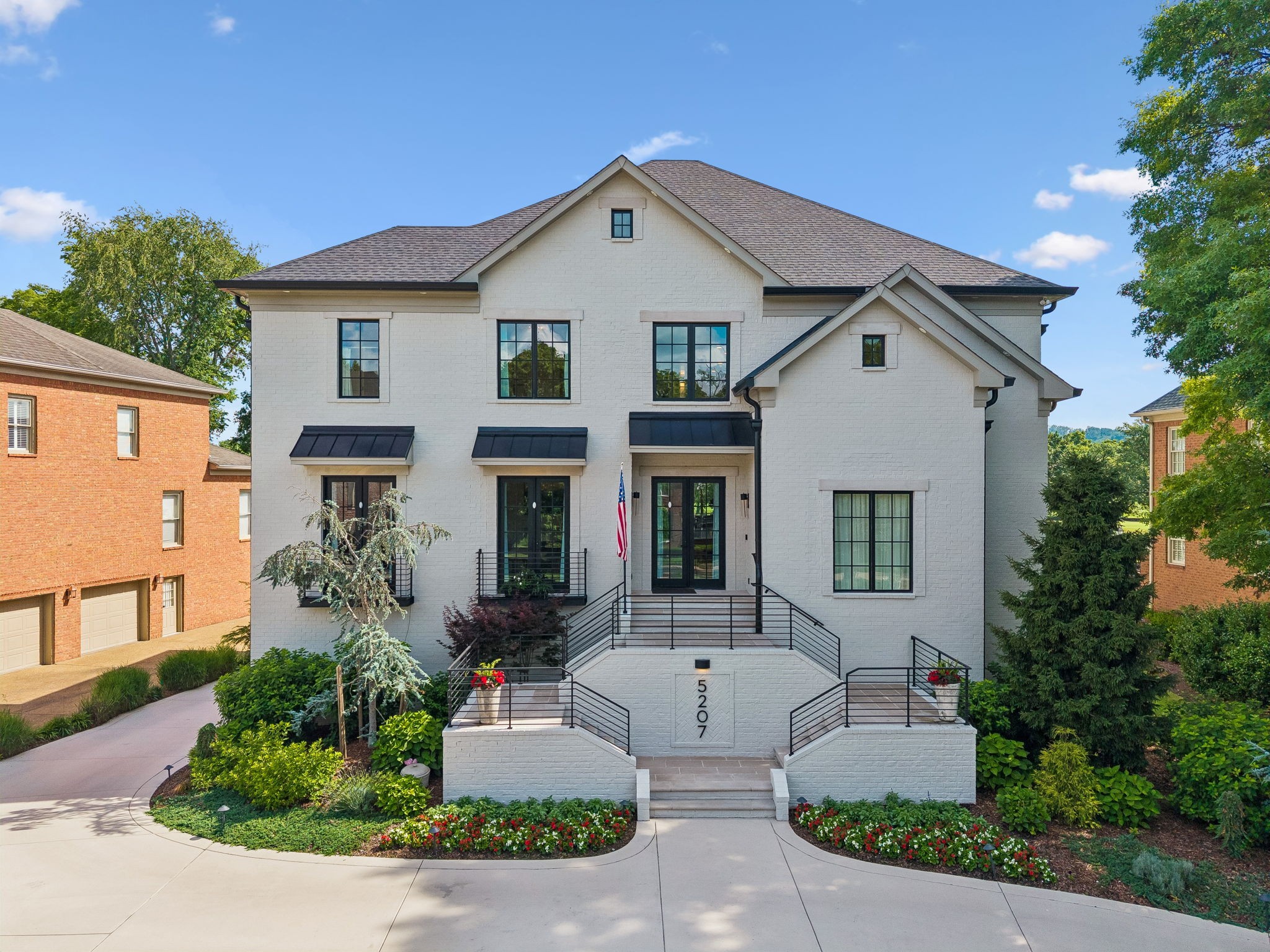 5207 Country Club Dr, Brentwood, TN 37027