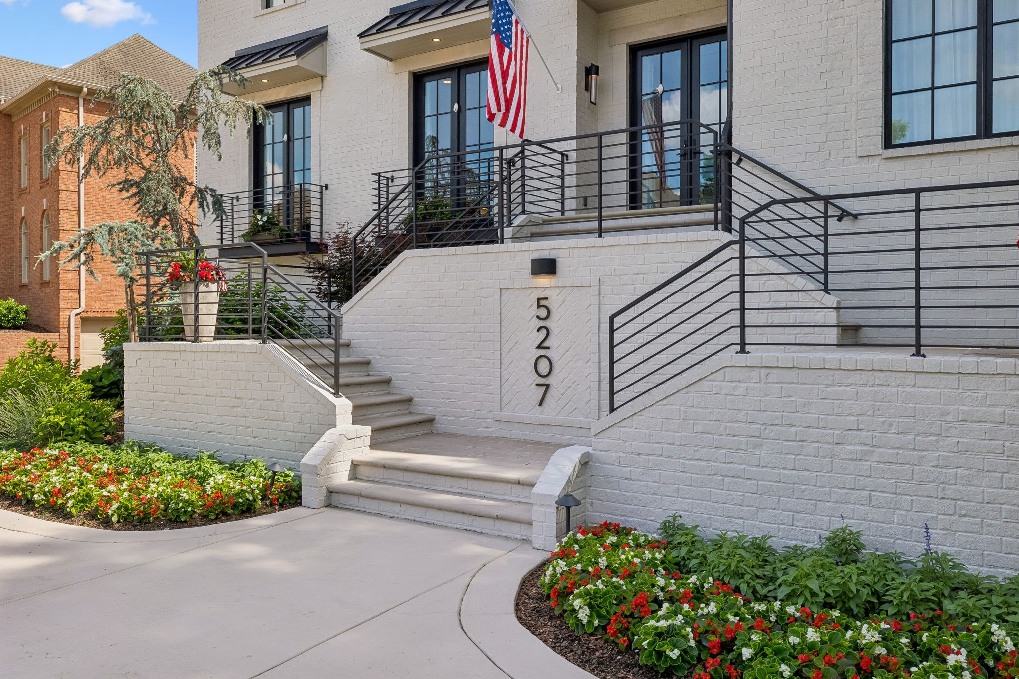 5207 Country Club Dr, Brentwood, TN 37027