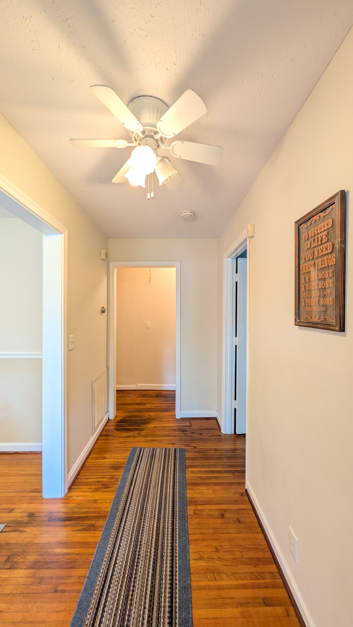 76 E Thompson Ln, Nashville, TN 37211