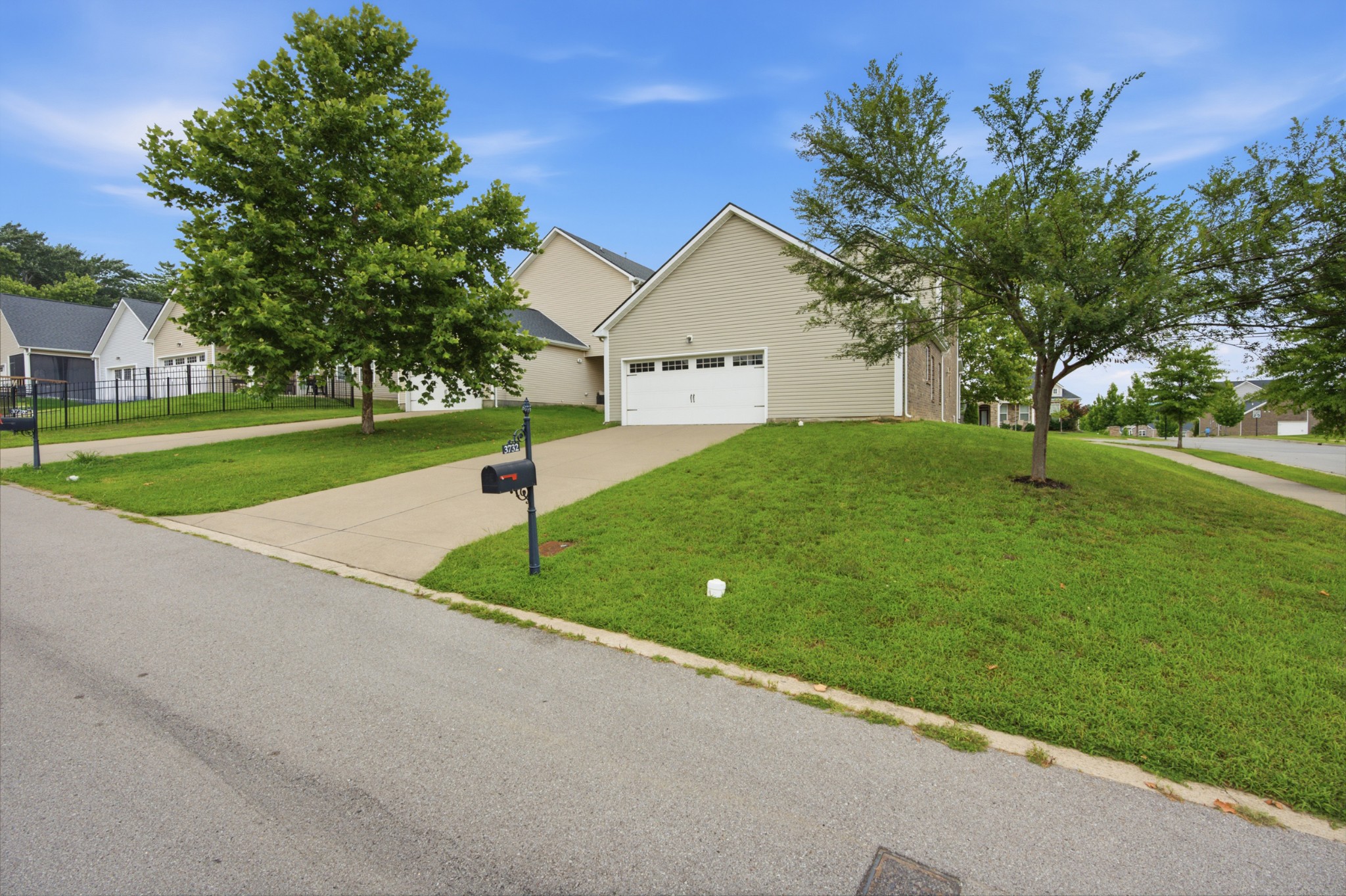 3732 Hoggett Ford Rd, Hermitage, TN 37076