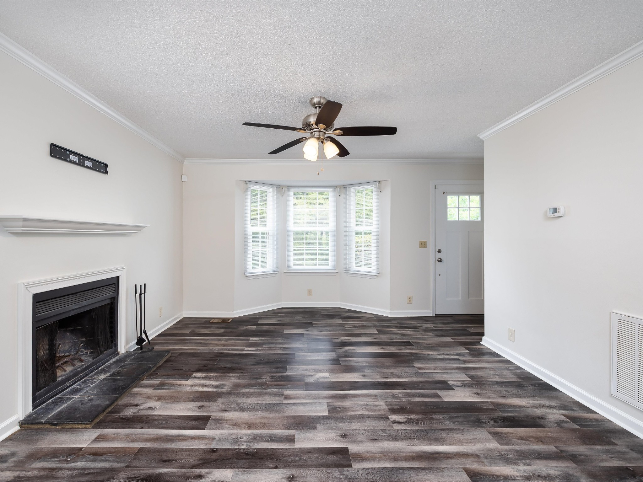 7768 Sawyer Brown Rd, Nashville, TN 37221