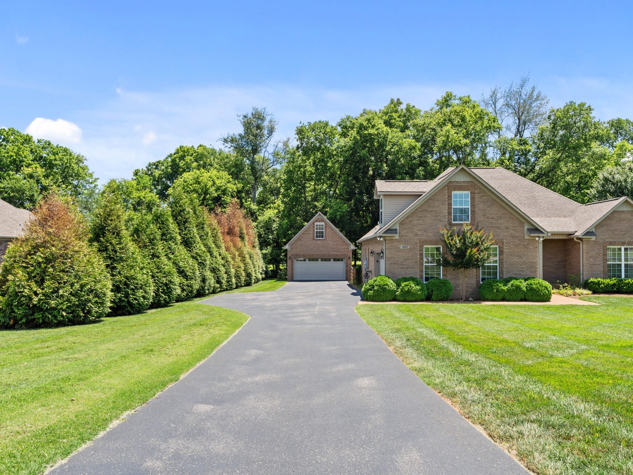 1422 Polo Fields Ln, Columbia, TN 38401