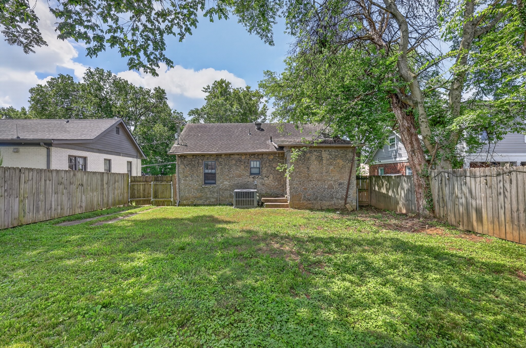925 W Eastland Ave, Nashville, TN 37206