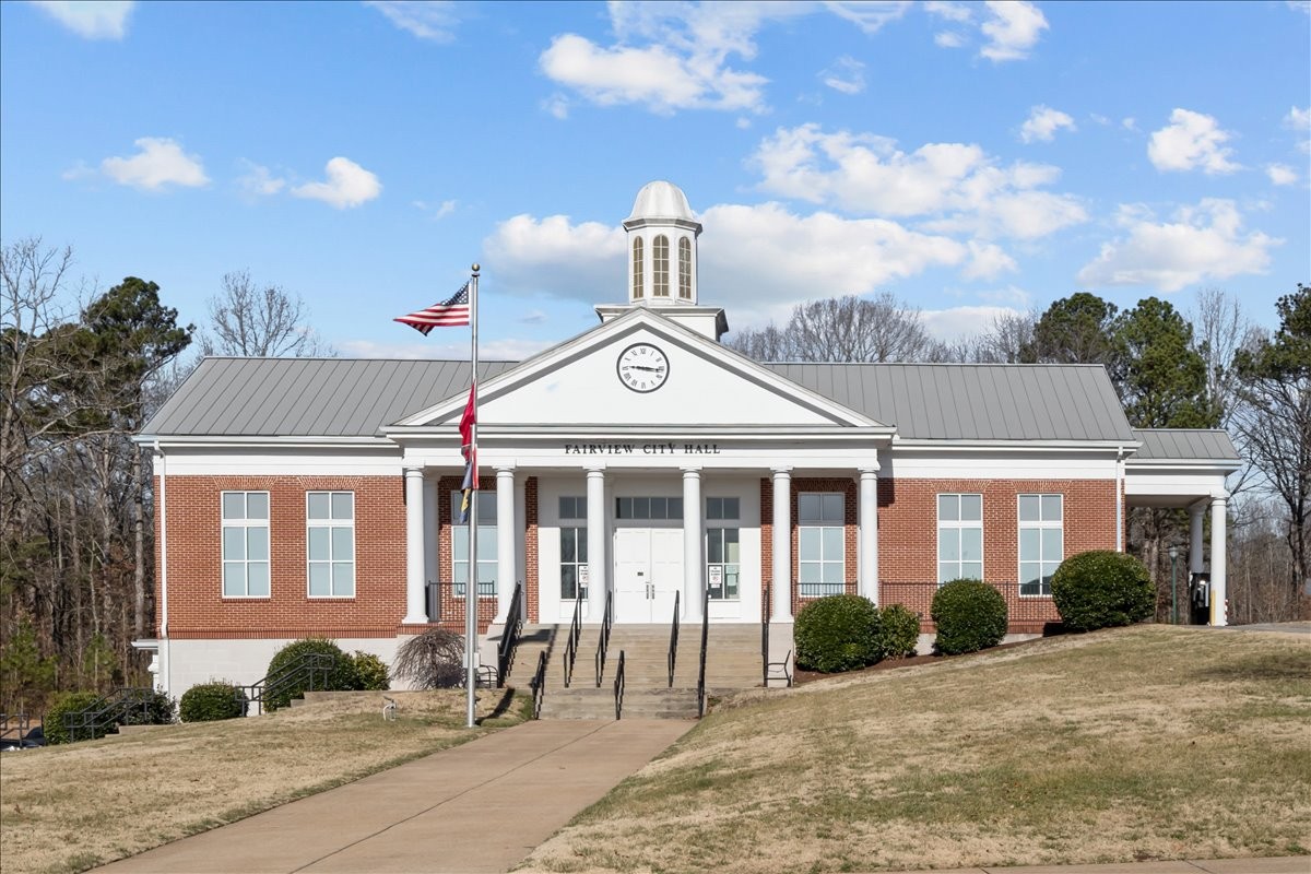 7315 Mccormick Dr, Fairview, TN 37062