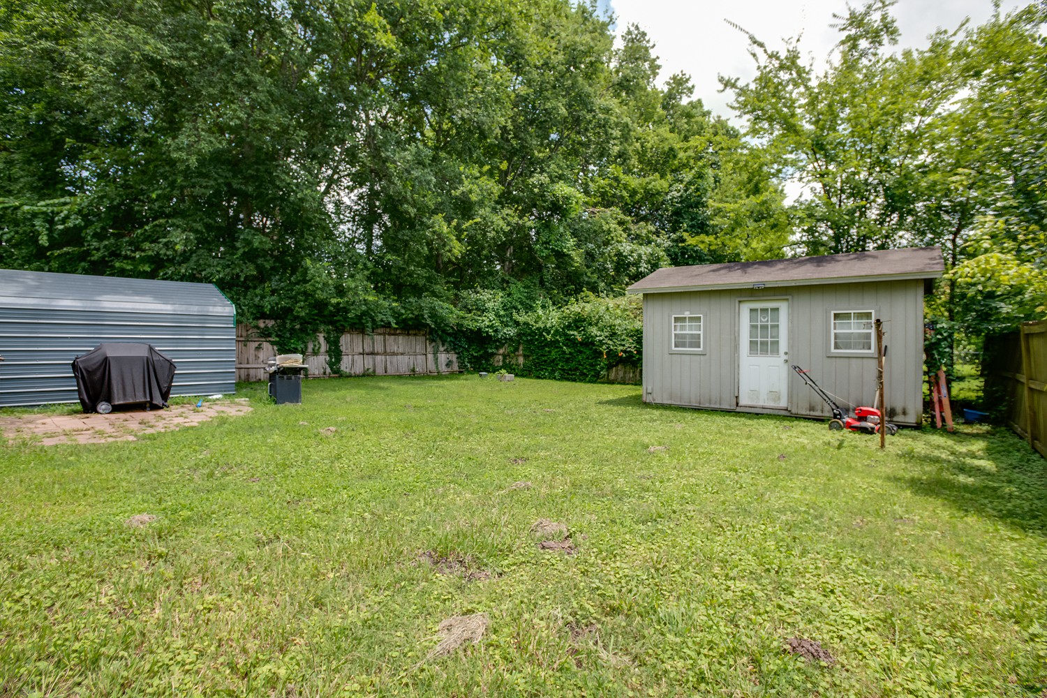 202 N Cherry St, Mount Pleasant, TN 38474