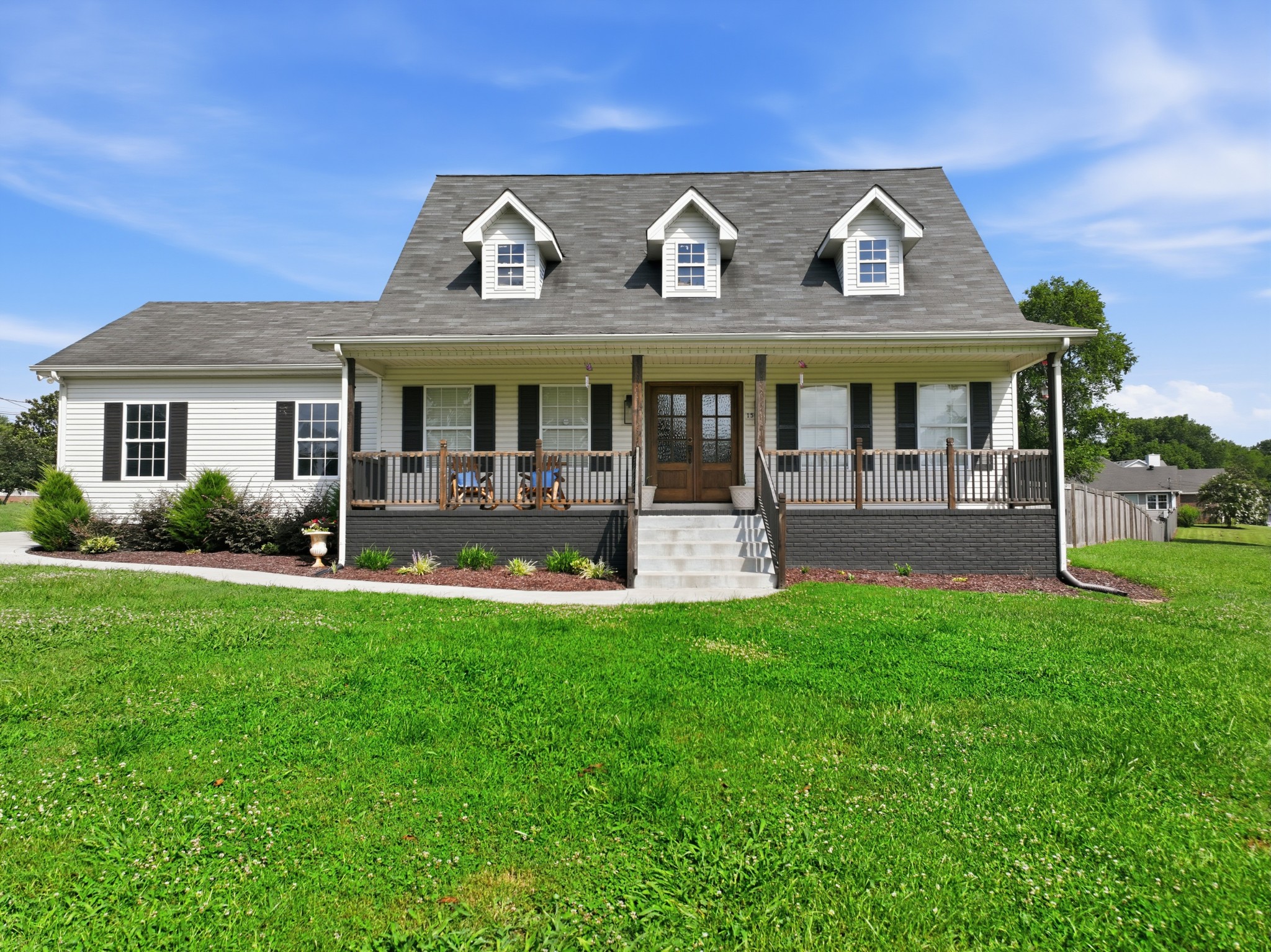 1504 Bradshaw Dr, Columbia, TN 38401