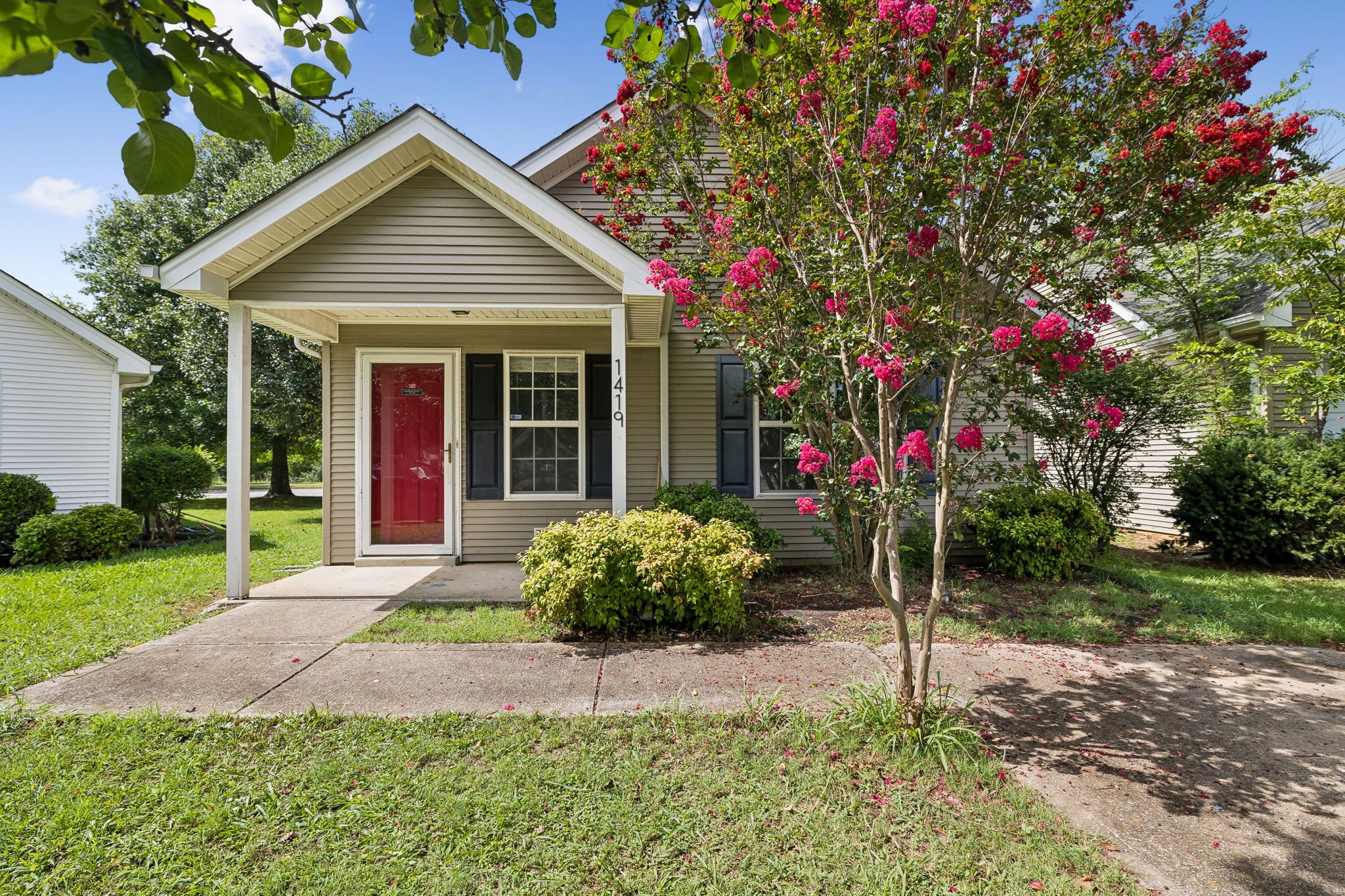 1419 Rochester Dr, Murfreesboro, TN 37130