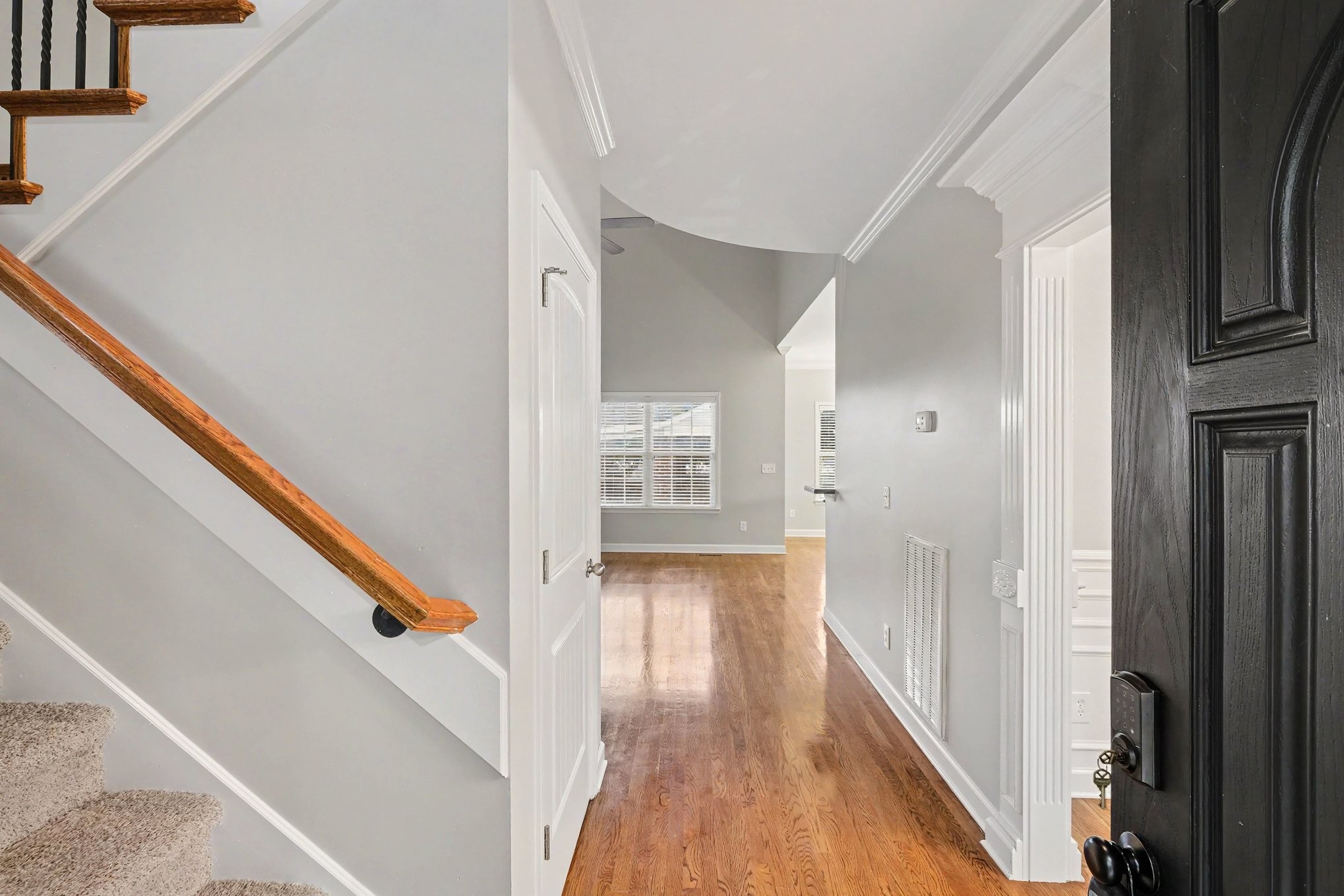 214 Jon Paul Ct, Murfreesboro, TN 37128