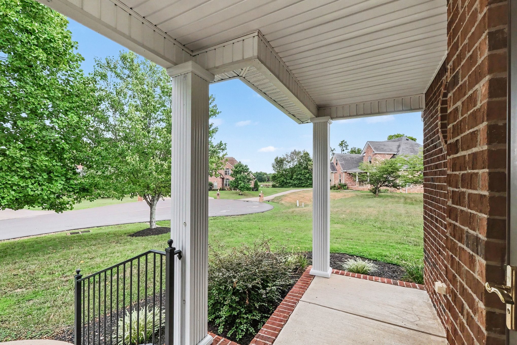 214 Jon Paul Ct, Murfreesboro, TN 37128