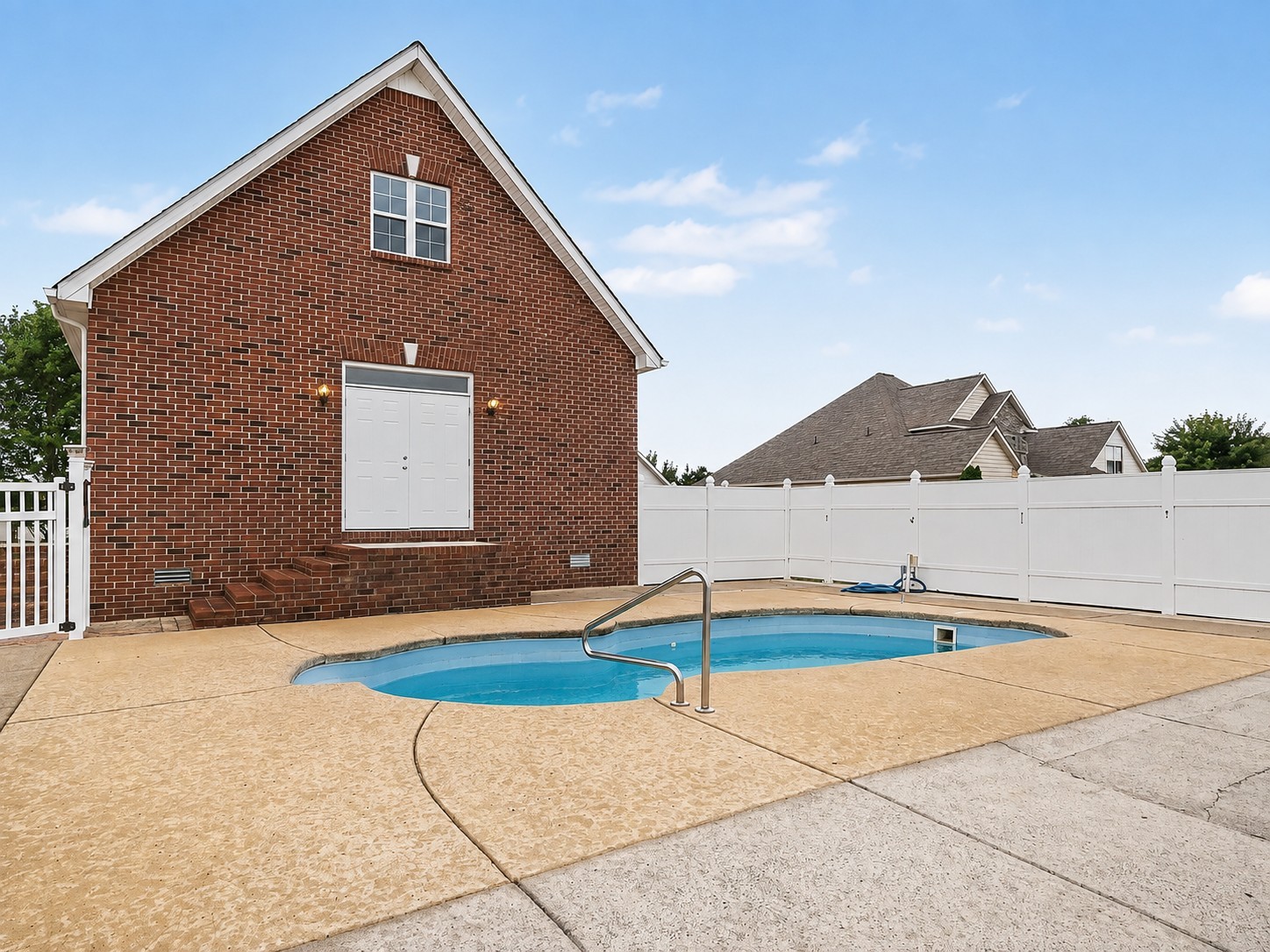 214 Jon Paul Ct, Murfreesboro, TN 37128