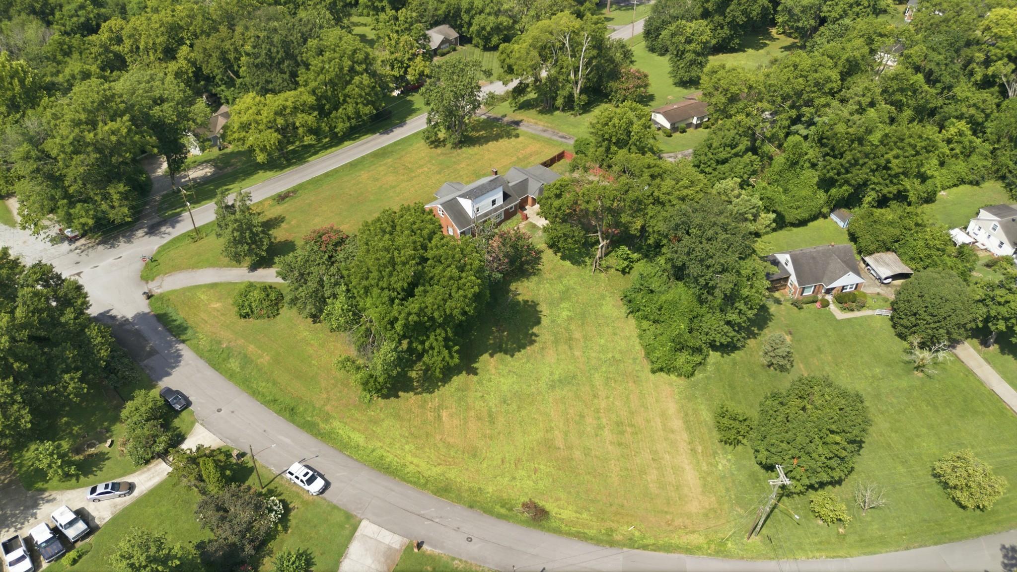 729 Greymont Dr, Nashville, TN 37217