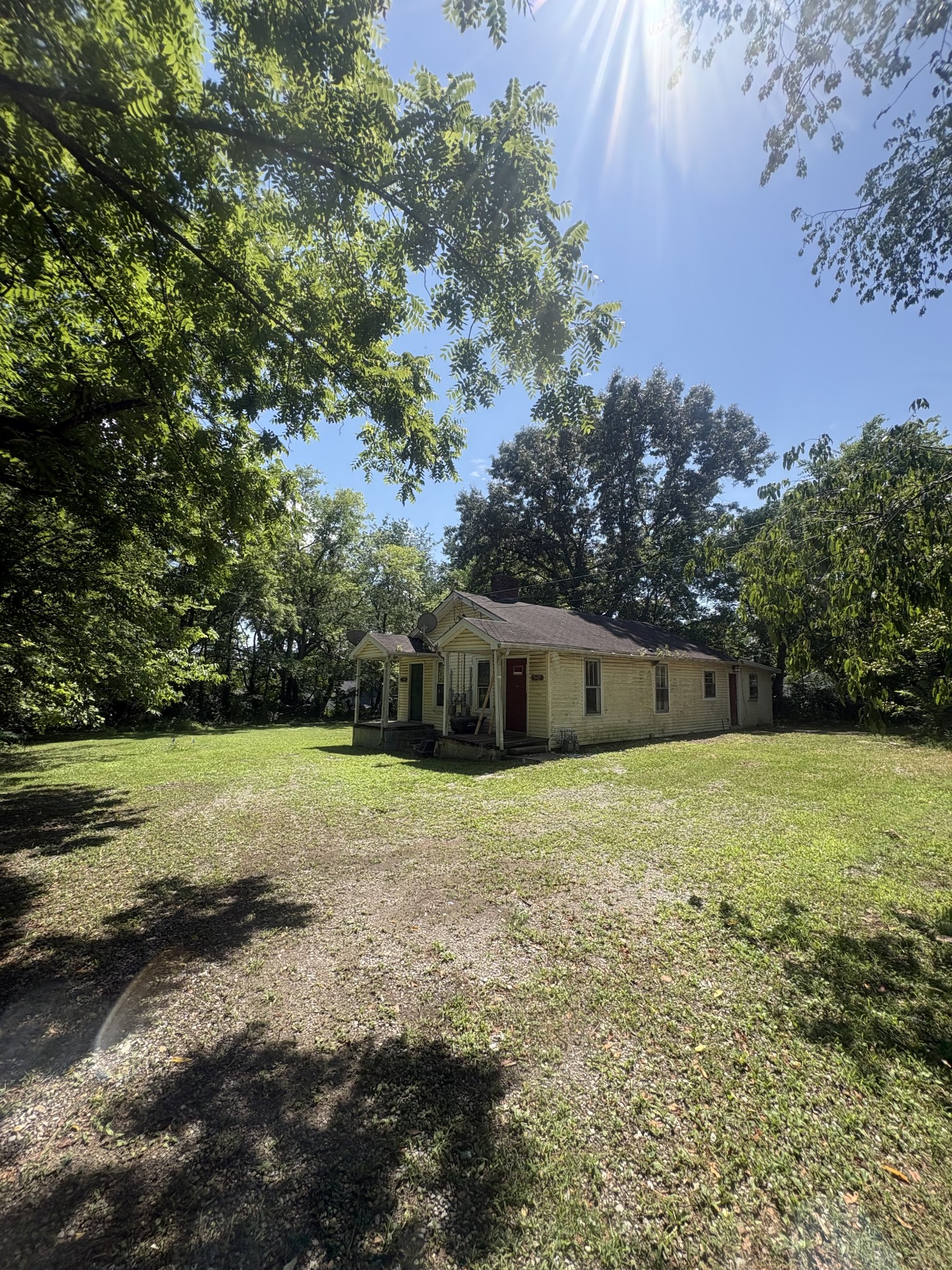 588 19th Ave W, Springfield, TN 37172