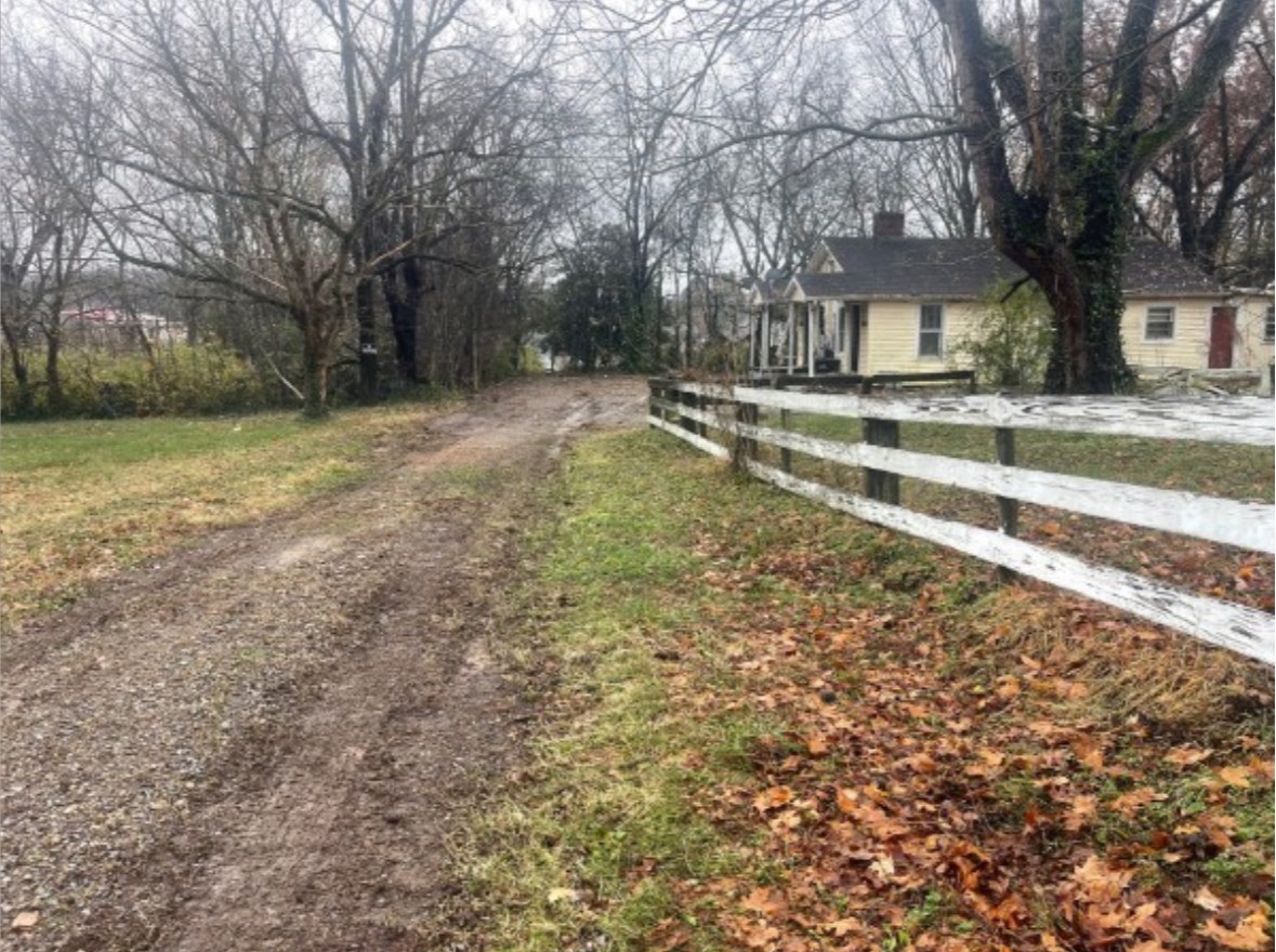 588 19th Ave W, Springfield, TN 37172