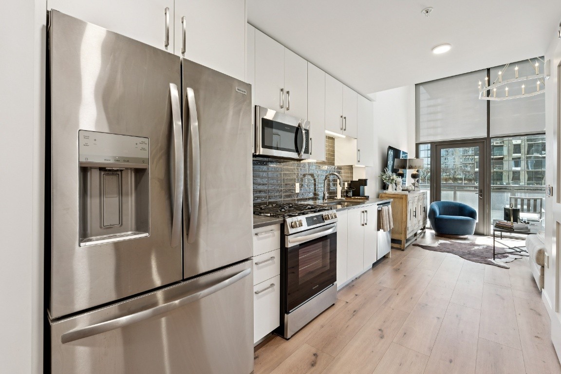 1212 Demonbreun St #606, Nashville, TN 37203