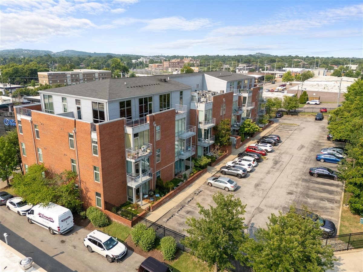 926 Woodland St #401, Nashville, TN 37206