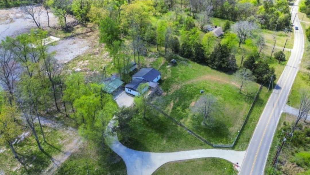 1749 Chandler Rd, Mount Juliet, TN 37122