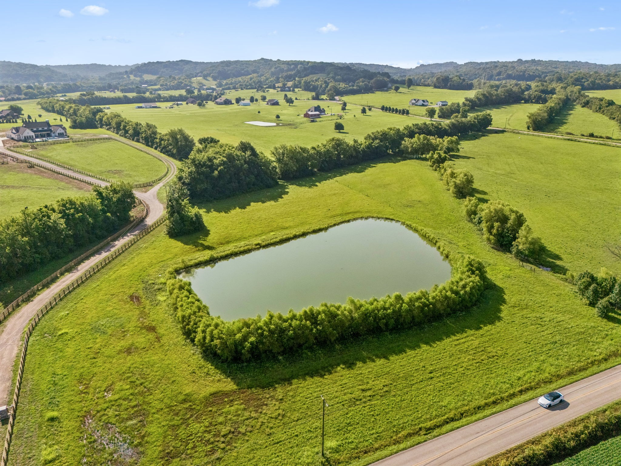 1234 Polk Ln, Columbia, TN 38401