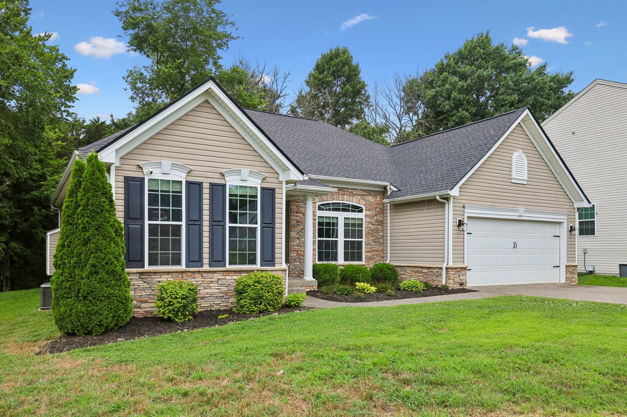 2909 Cherrybark Ct, Hermitage, TN 37076