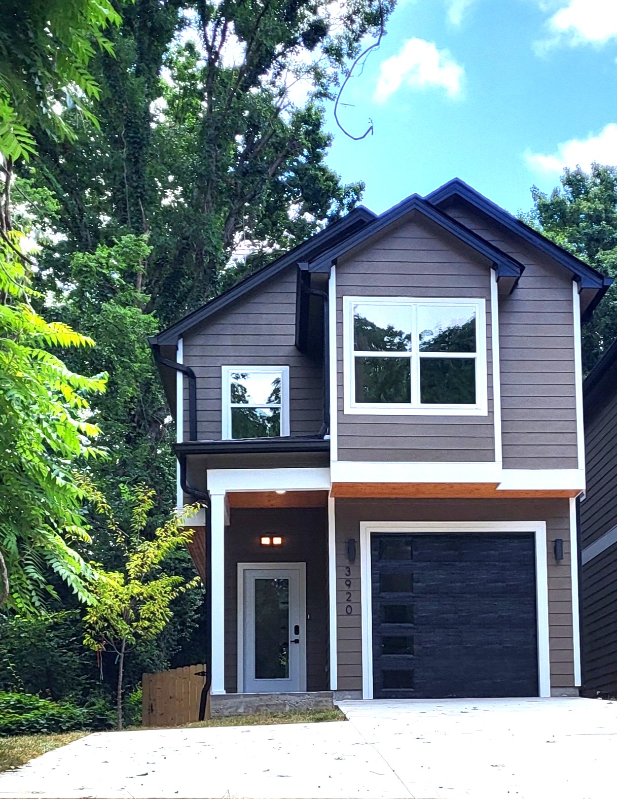 3920 Taylor Rd, Nashville, TN 37211