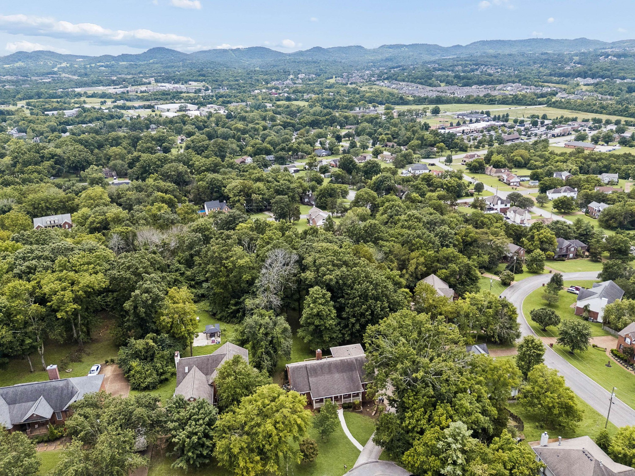 1133 Oak Creek Dr, Nolensville, TN 37135