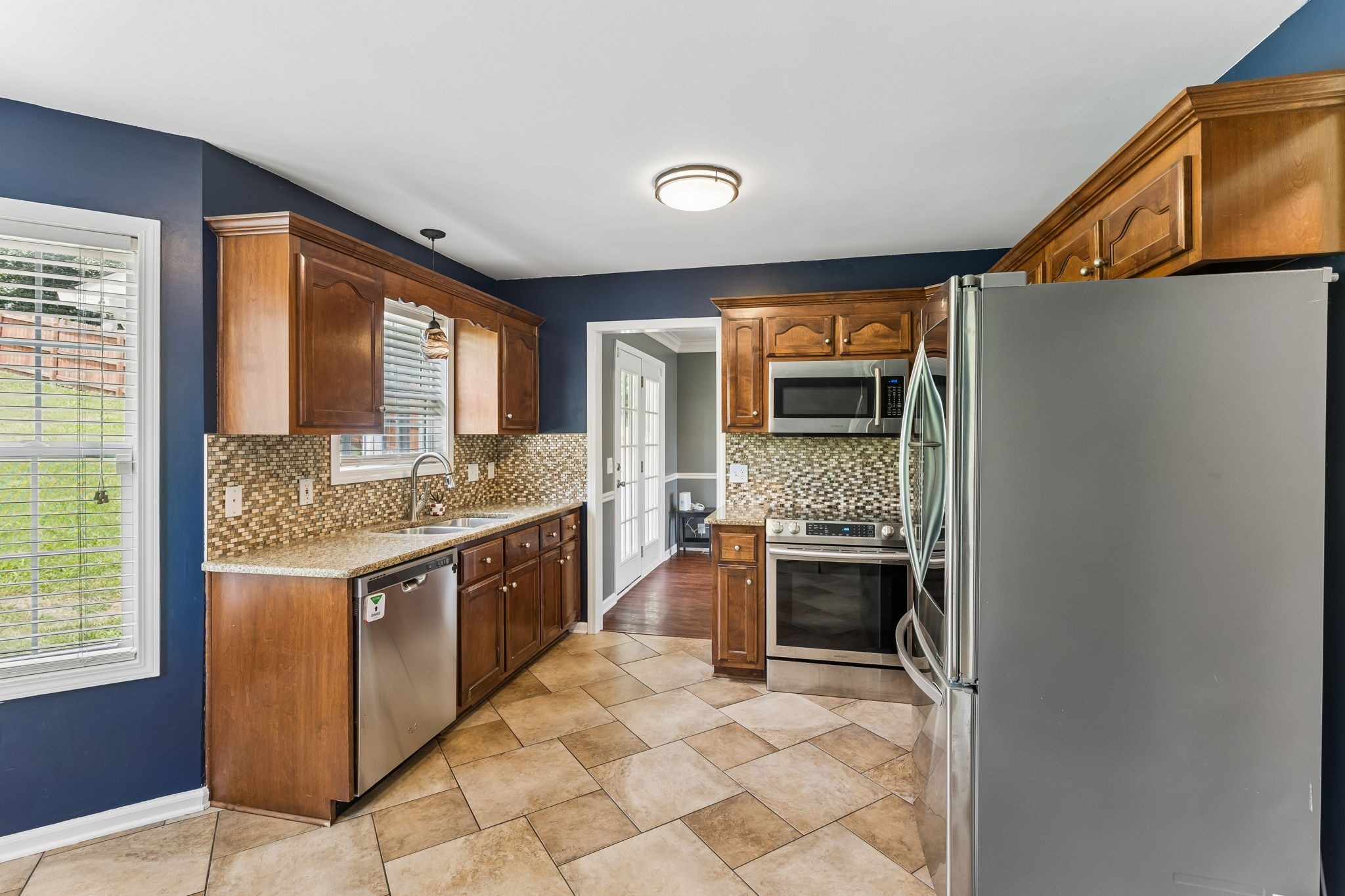 107 Camden Ct N, Hendersonville, TN 37075