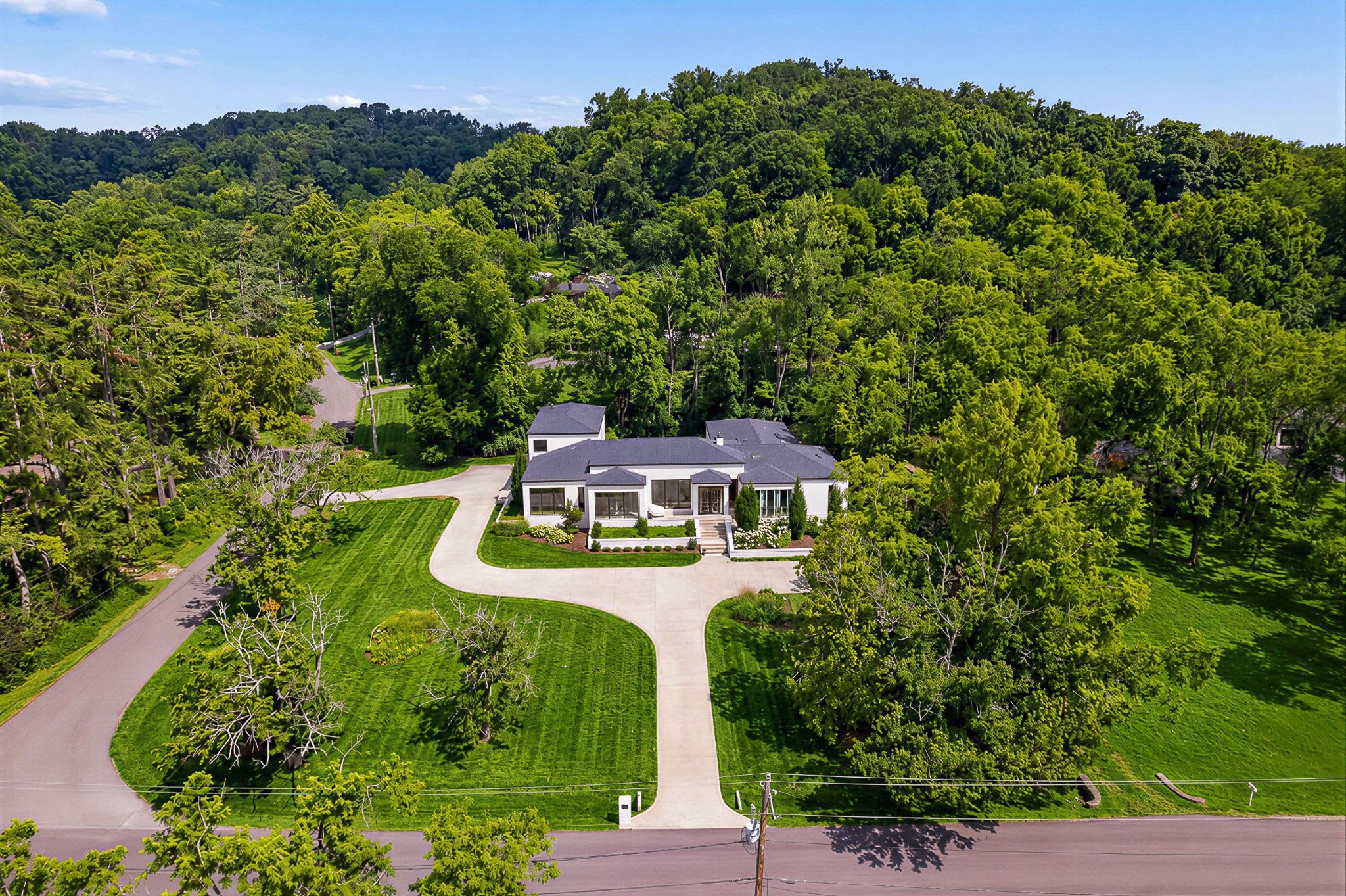 6532 Jocelyn Hollow Rd, Nashville, TN 37205