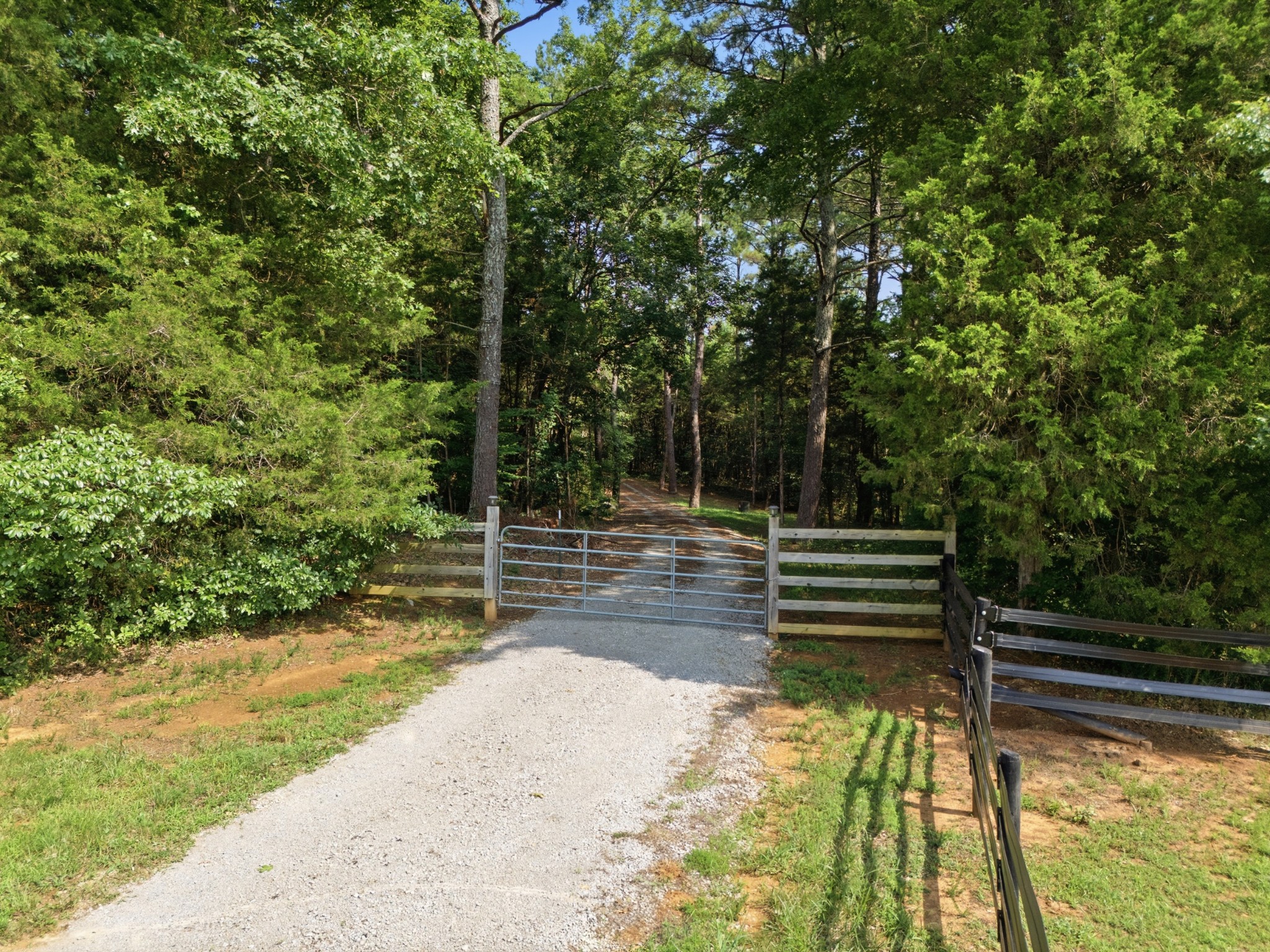3607 Tom Littlejohn Rd, Columbia, TN 38401