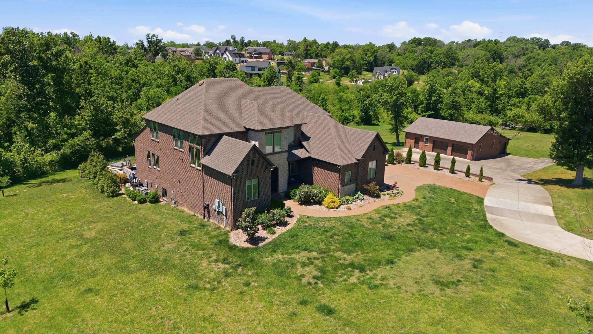 1417 Fairview Dr, Mount Juliet, TN 37122