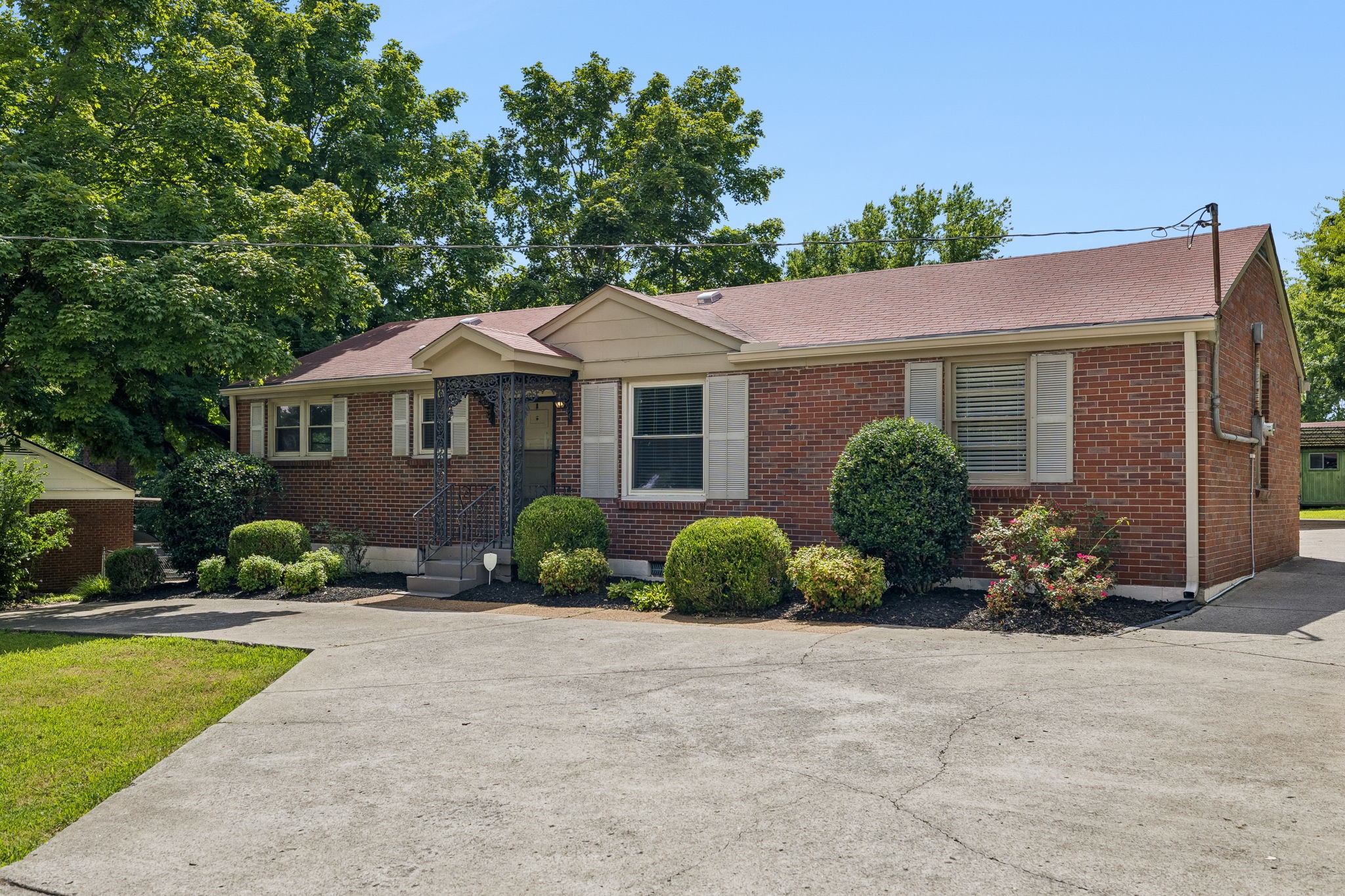 3115 Southlake Dr, Nashville, TN 37211