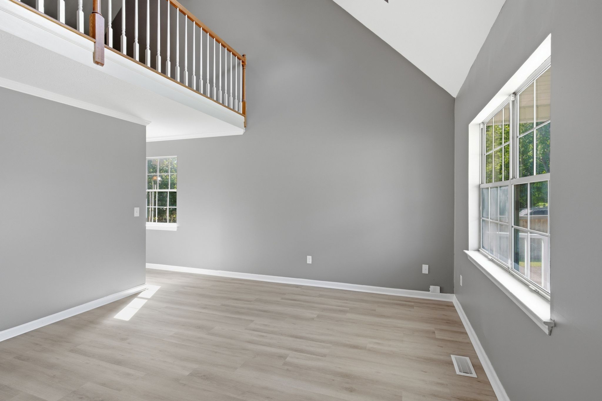 131 E Morris Dr, Gallatin, TN 37066
