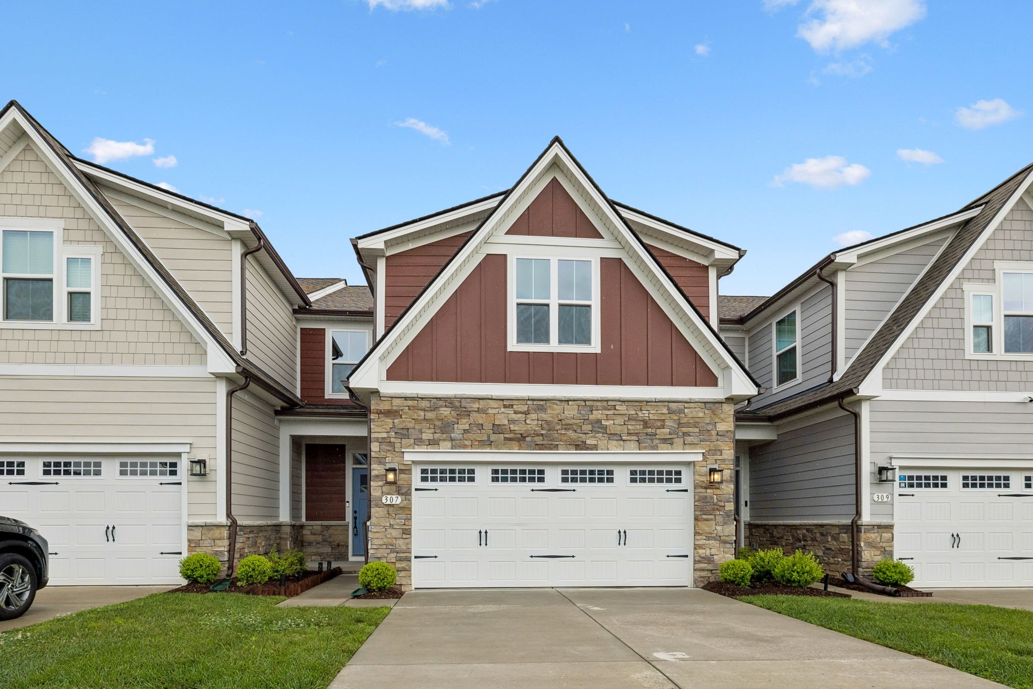 307 Lantern Cir, Gallatin, TN 37066