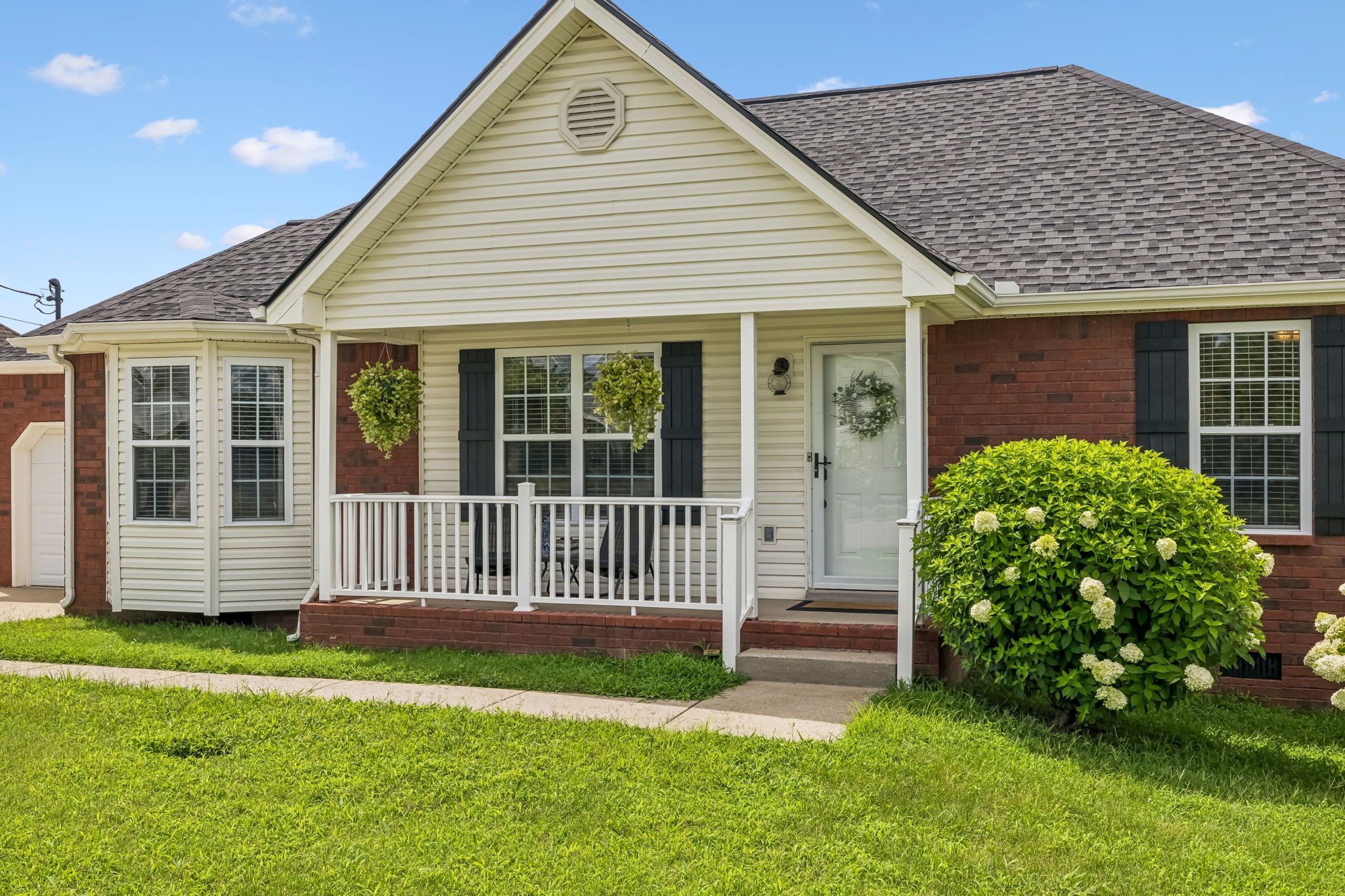 1066 Windtree Trce, Mount Juliet, TN 37122