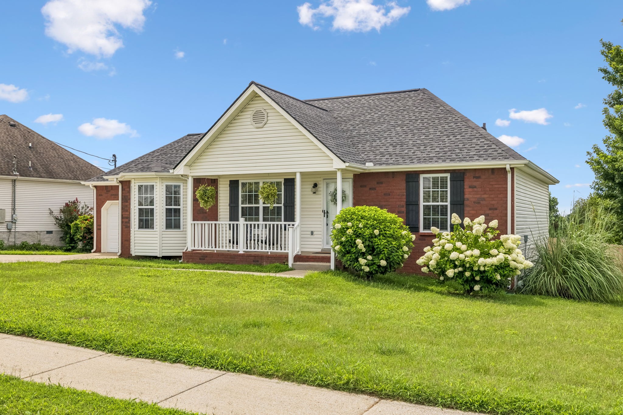1066 Windtree Trce, Mount Juliet, TN 37122