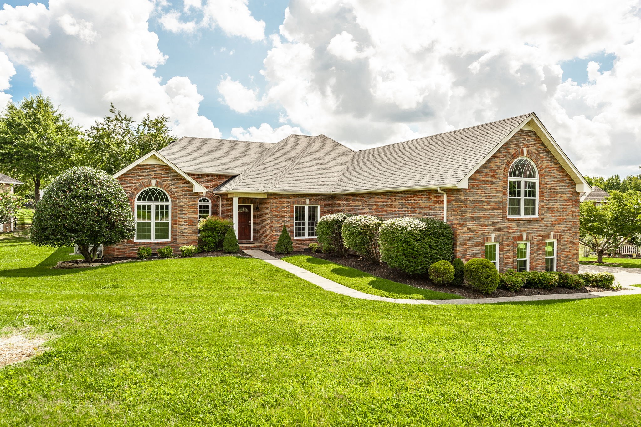 1006 Stafford Ct, Hendersonville, TN 37075