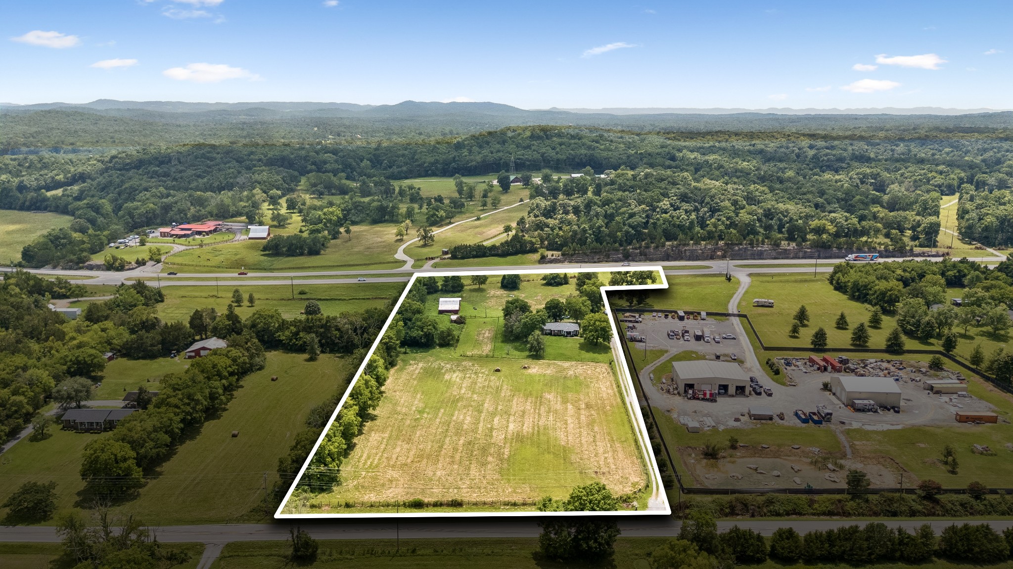 7336 Woodbury Pike, Murfreesboro, TN 37127
